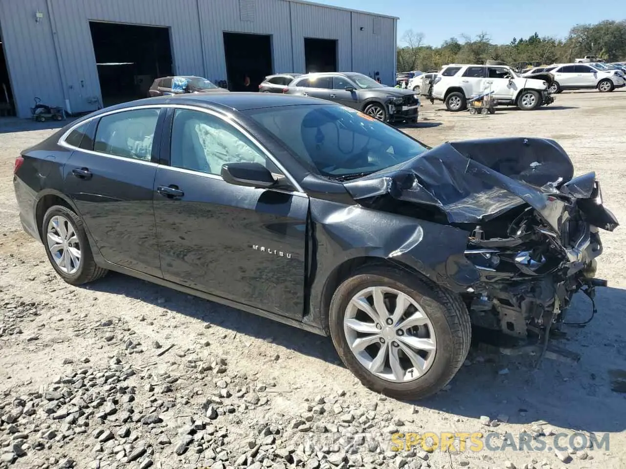 4 fotografías del automóvil dañado 1G1ZD5ST4KF155577 CHEVROLET MALIBU 2019