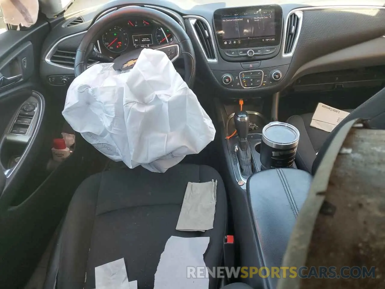 8 fotografías del automóvil dañado 1G1ZD5ST4KF155577 CHEVROLET MALIBU 2019