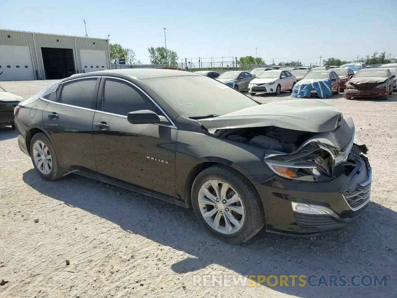 4 fotografías del automóvil dañado 1G1ZD5ST4KF174761 CHEVROLET MALIBU 2019