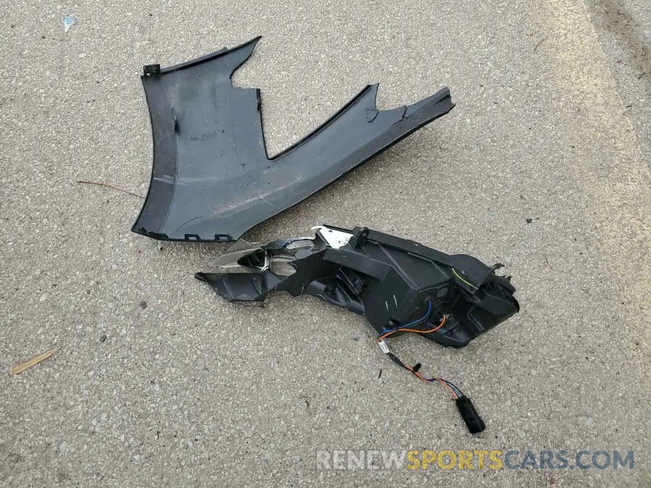 12 fotografías del automóvil dañado 1G1ZD5ST4KF189521 CHEVROLET MALIBU 2019