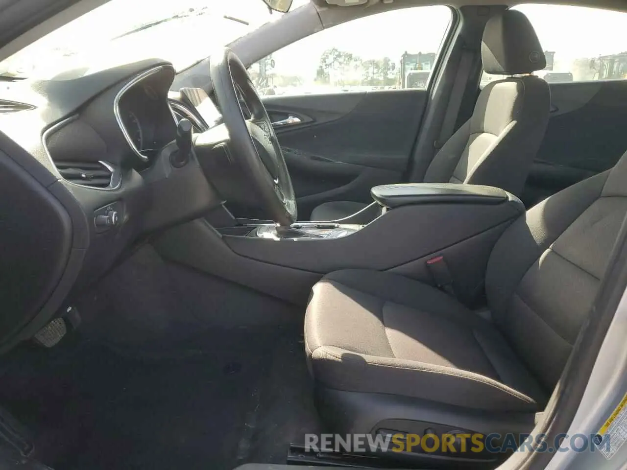 7 fotografías del automóvil dañado 1G1ZD5ST4KF223814 CHEVROLET MALIBU 2019
