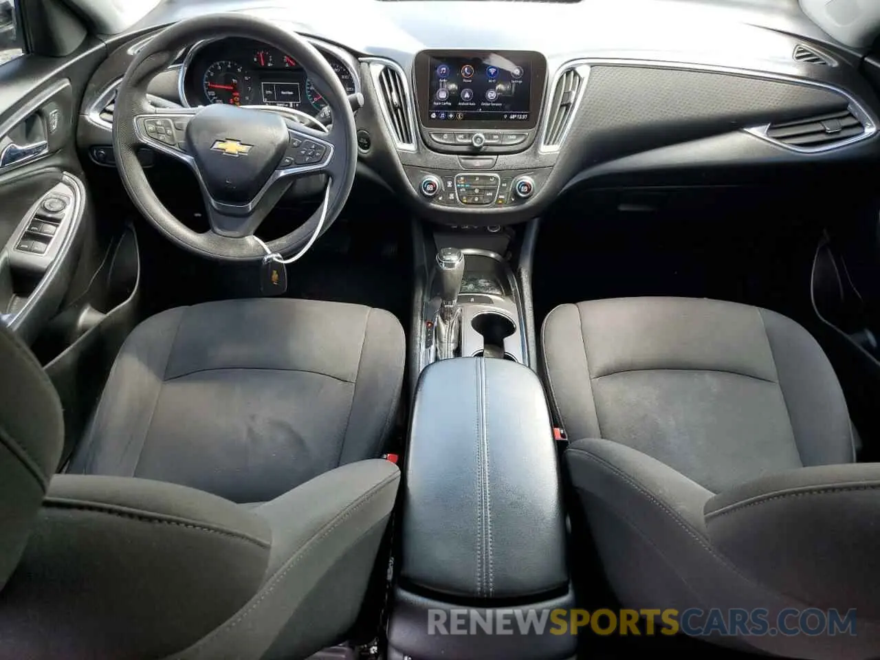 8 fotografías del automóvil dañado 1G1ZD5ST5KF107988 CHEVROLET MALIBU 2019