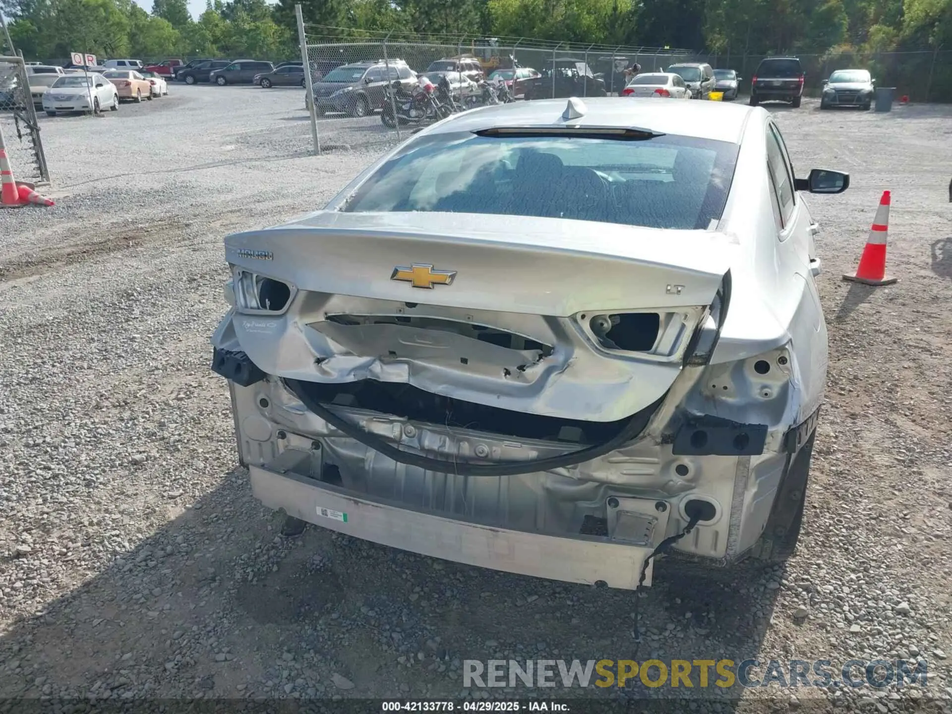 6 fotografías del automóvil dañado 1G1ZD5ST5KF108686 CHEVROLET MALIBU 2019