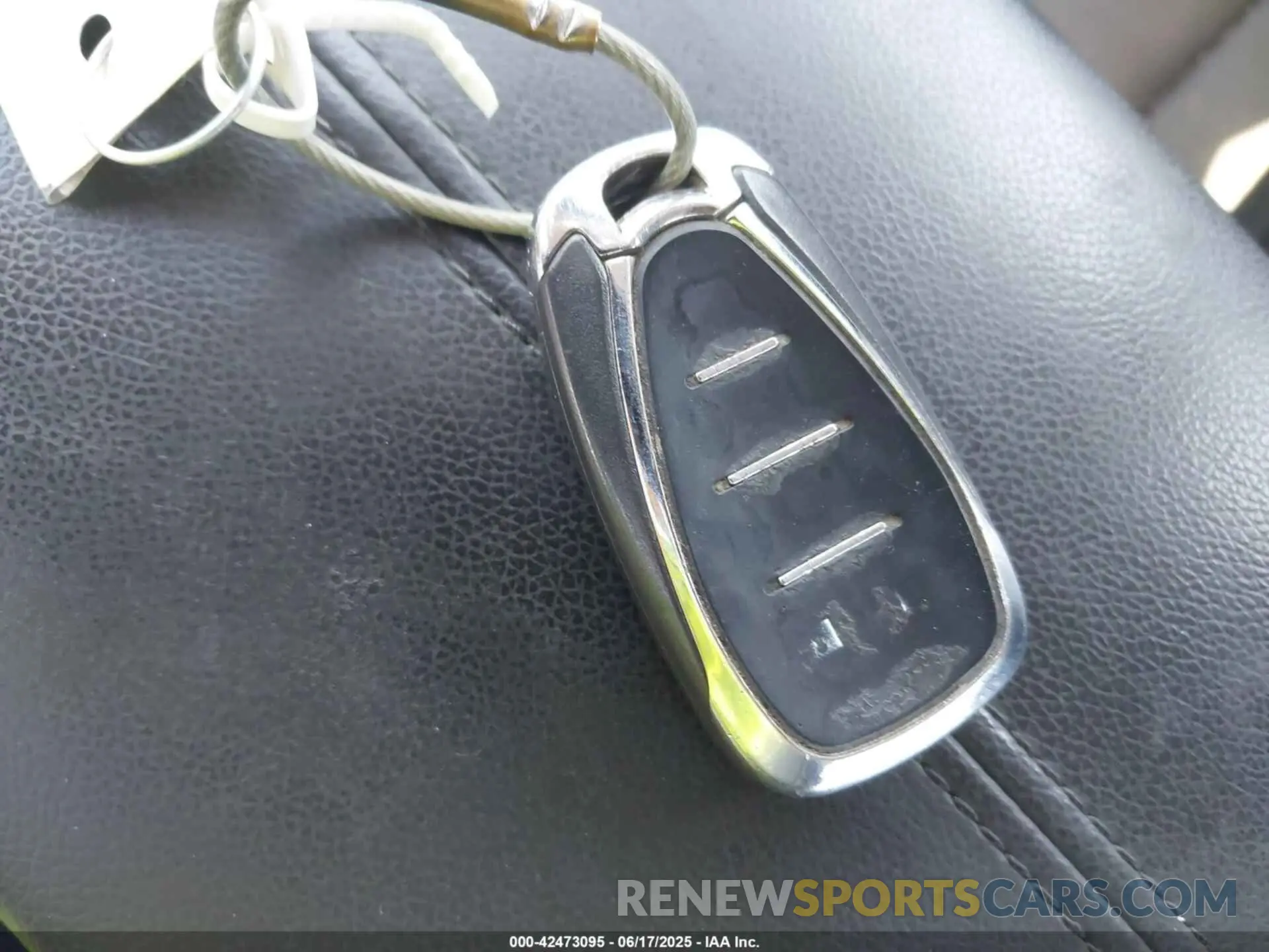 11 fotografías del automóvil dañado 1G1ZD5ST5KF111717 CHEVROLET MALIBU 2019