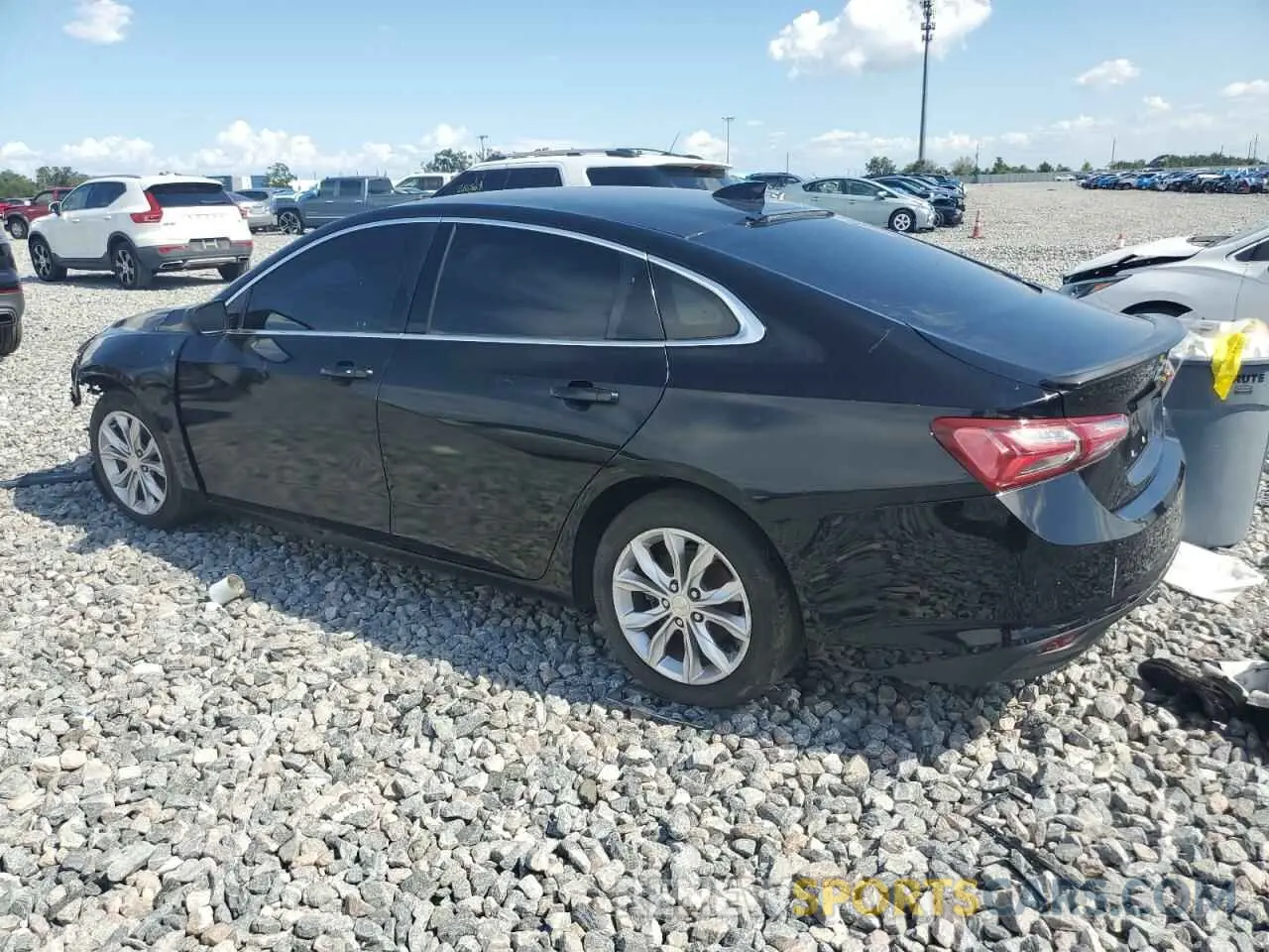 2 fotografías del automóvil dañado 1G1ZD5ST5KF168791 CHEVROLET MALIBU 2019