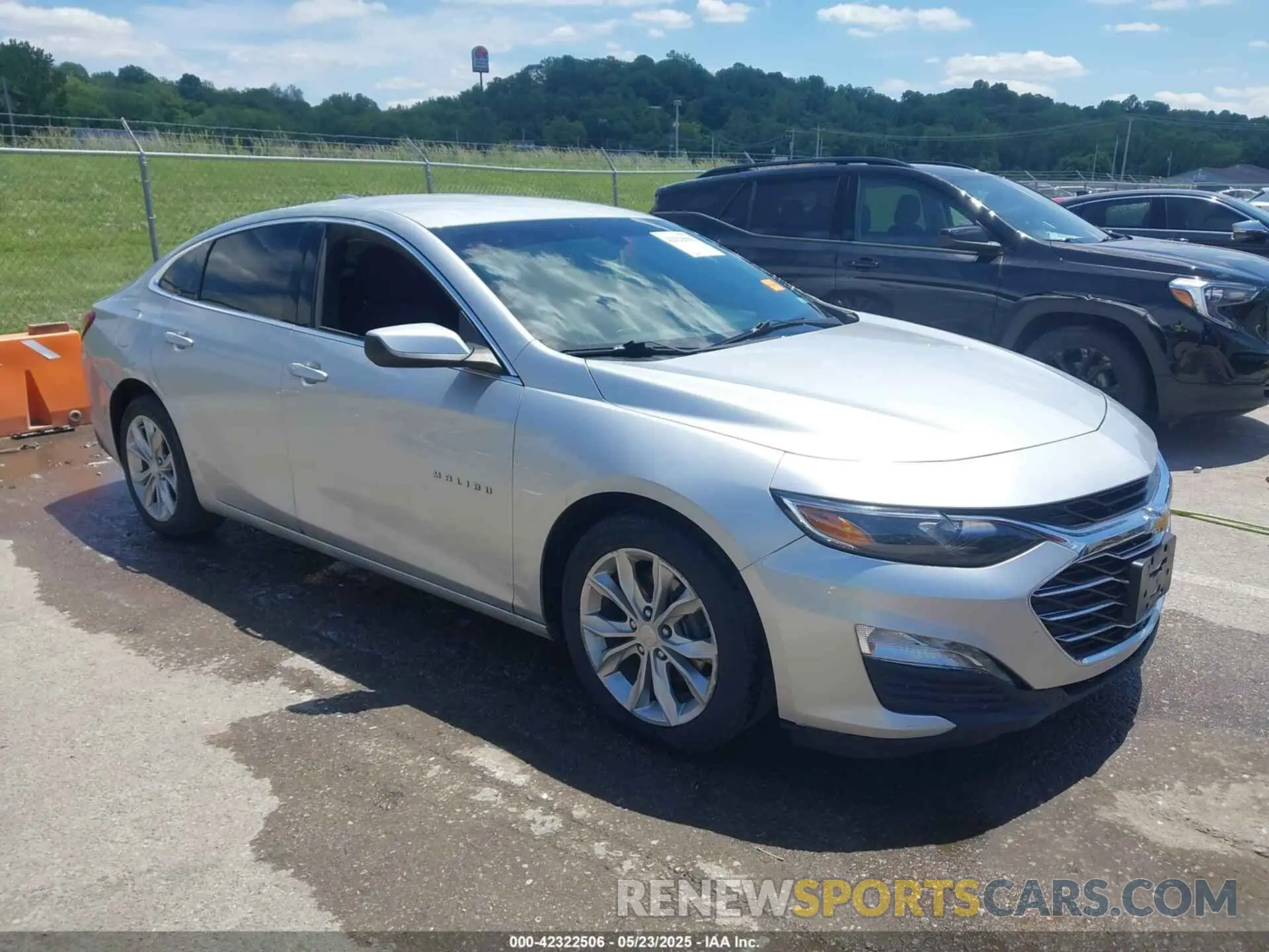 1 fotografías del automóvil dañado 1G1ZD5ST6KF139302 CHEVROLET MALIBU 2019