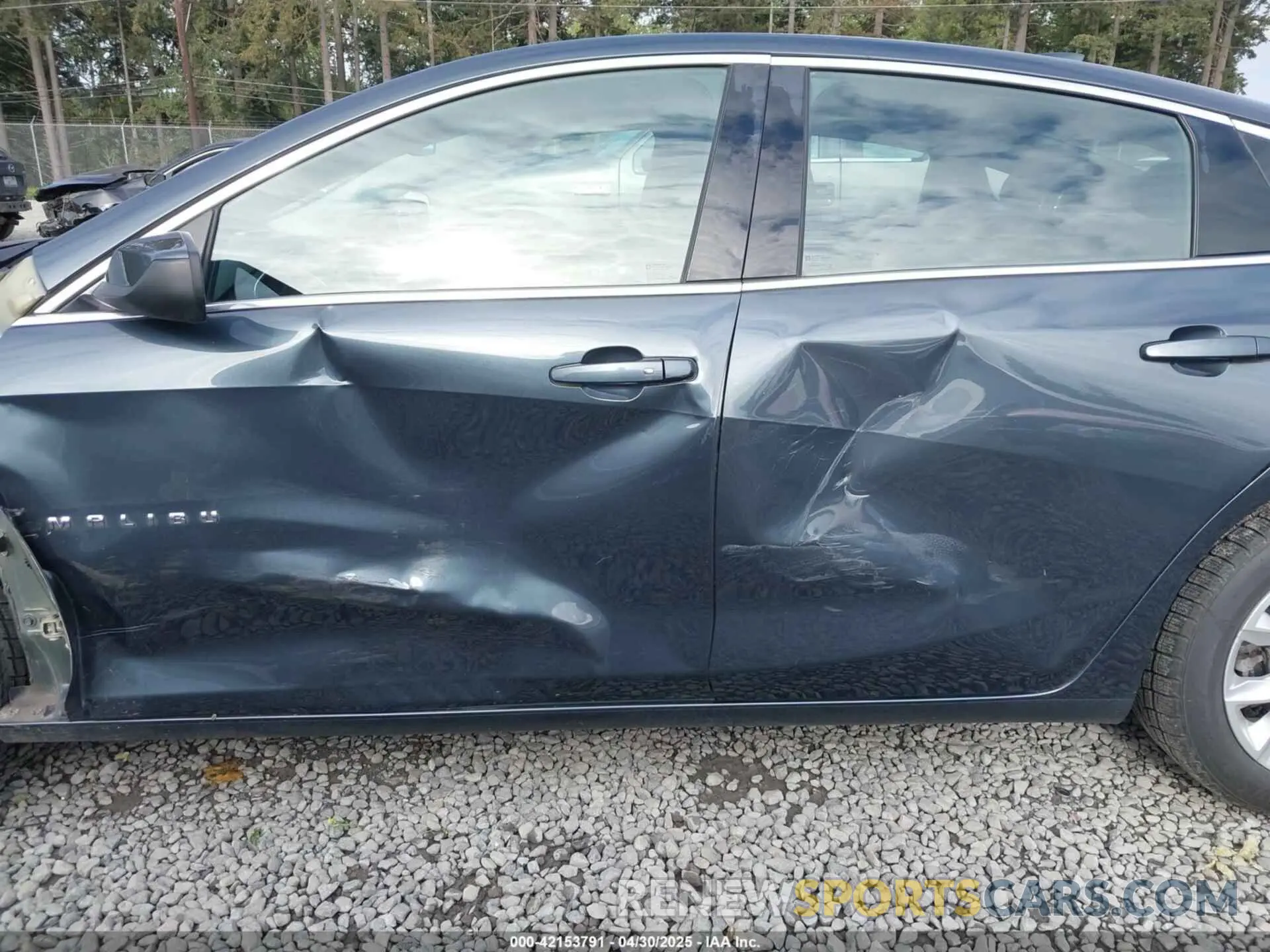 6 fotografías del automóvil dañado 1G1ZD5ST6KF142877 CHEVROLET MALIBU 2019