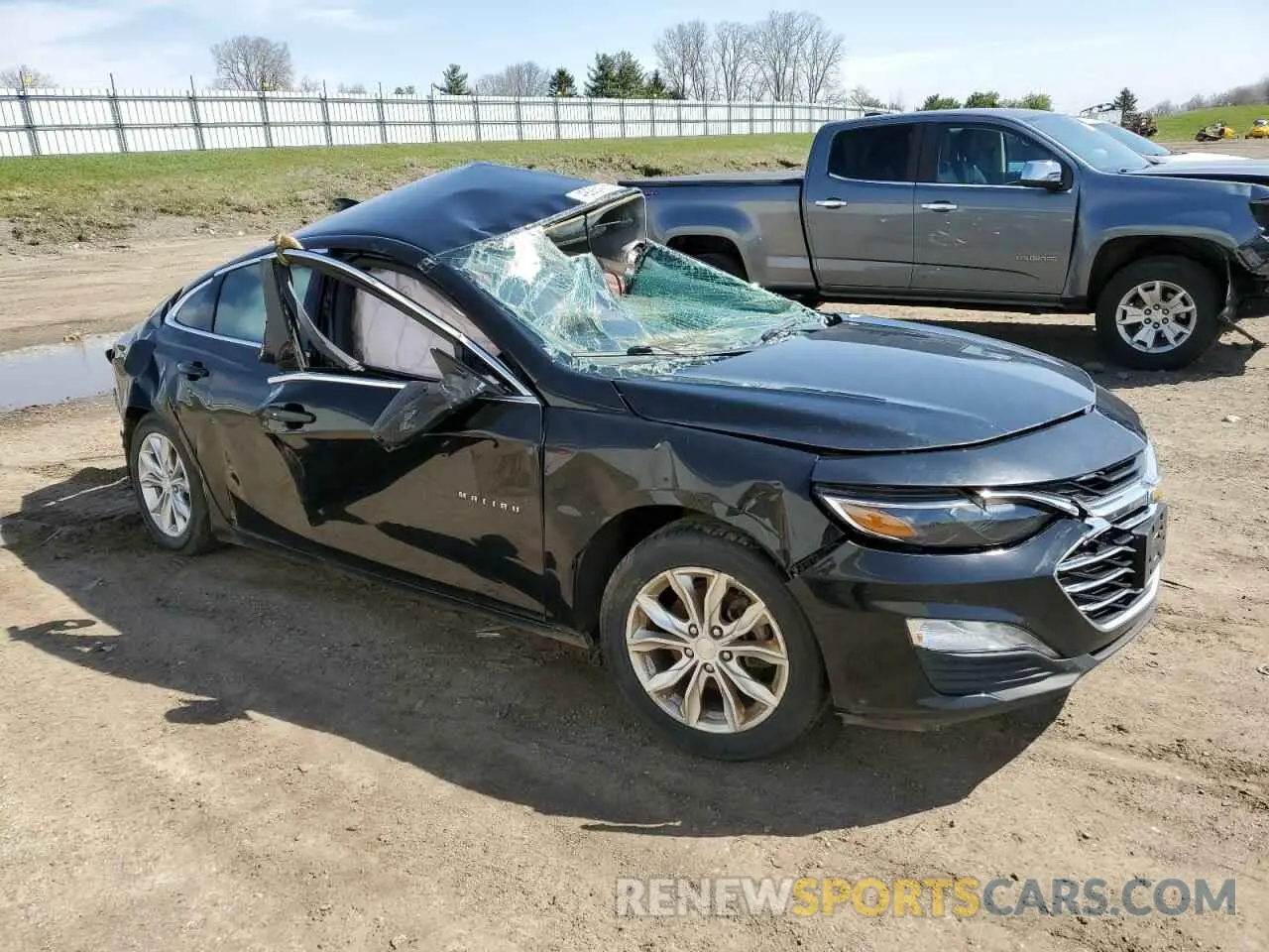 4 fotografías del automóvil dañado 1G1ZD5ST6KF158433 CHEVROLET MALIBU 2019