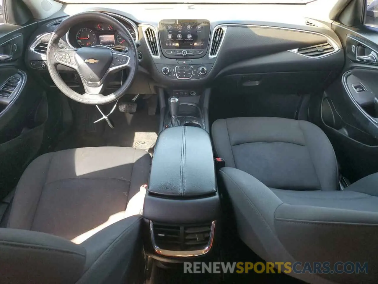 8 fotografías del automóvil dañado 1G1ZD5ST6KF164149 CHEVROLET MALIBU 2019