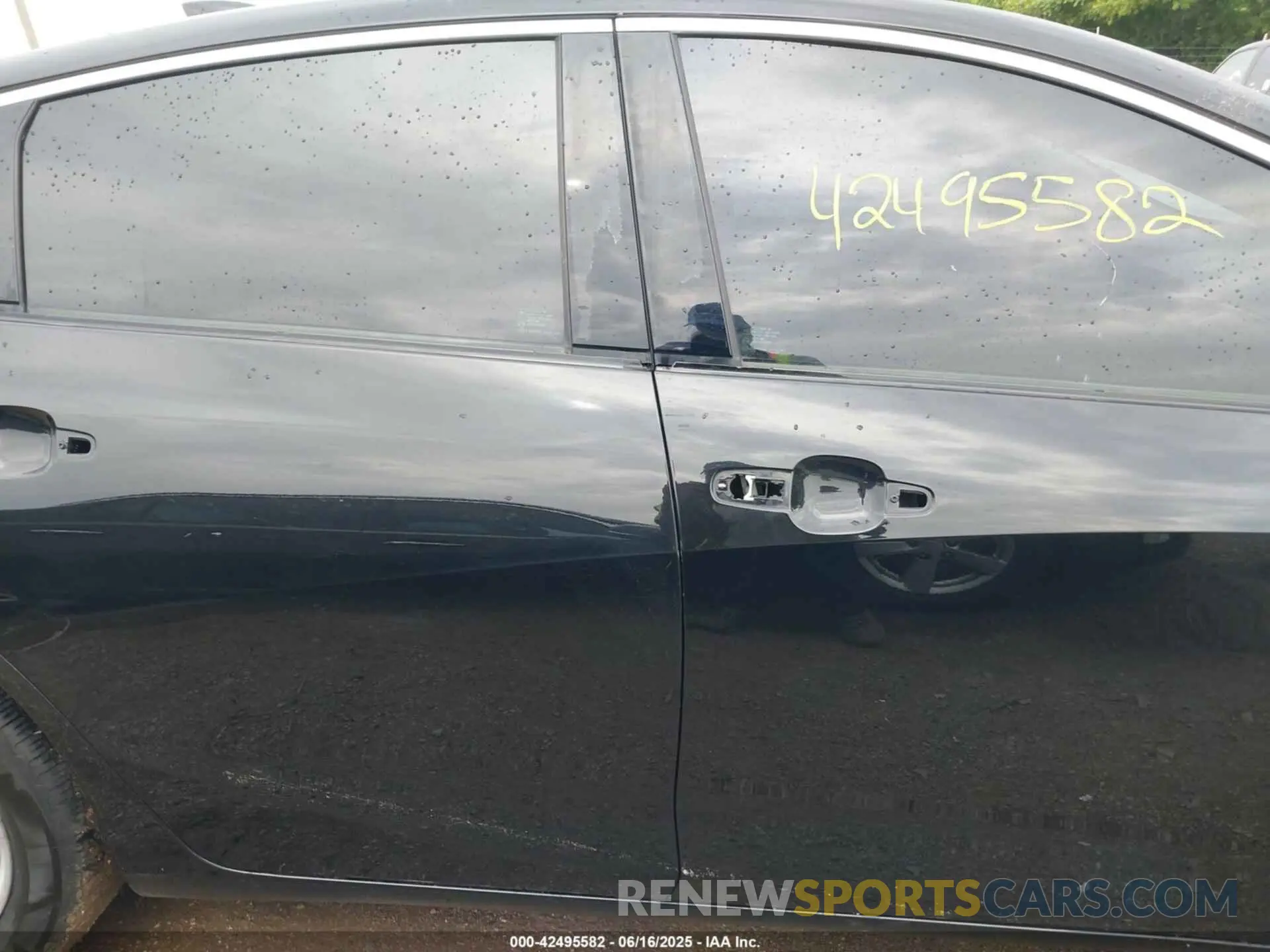 14 fotografías del automóvil dañado 1G1ZD5ST6KF172395 CHEVROLET MALIBU 2019