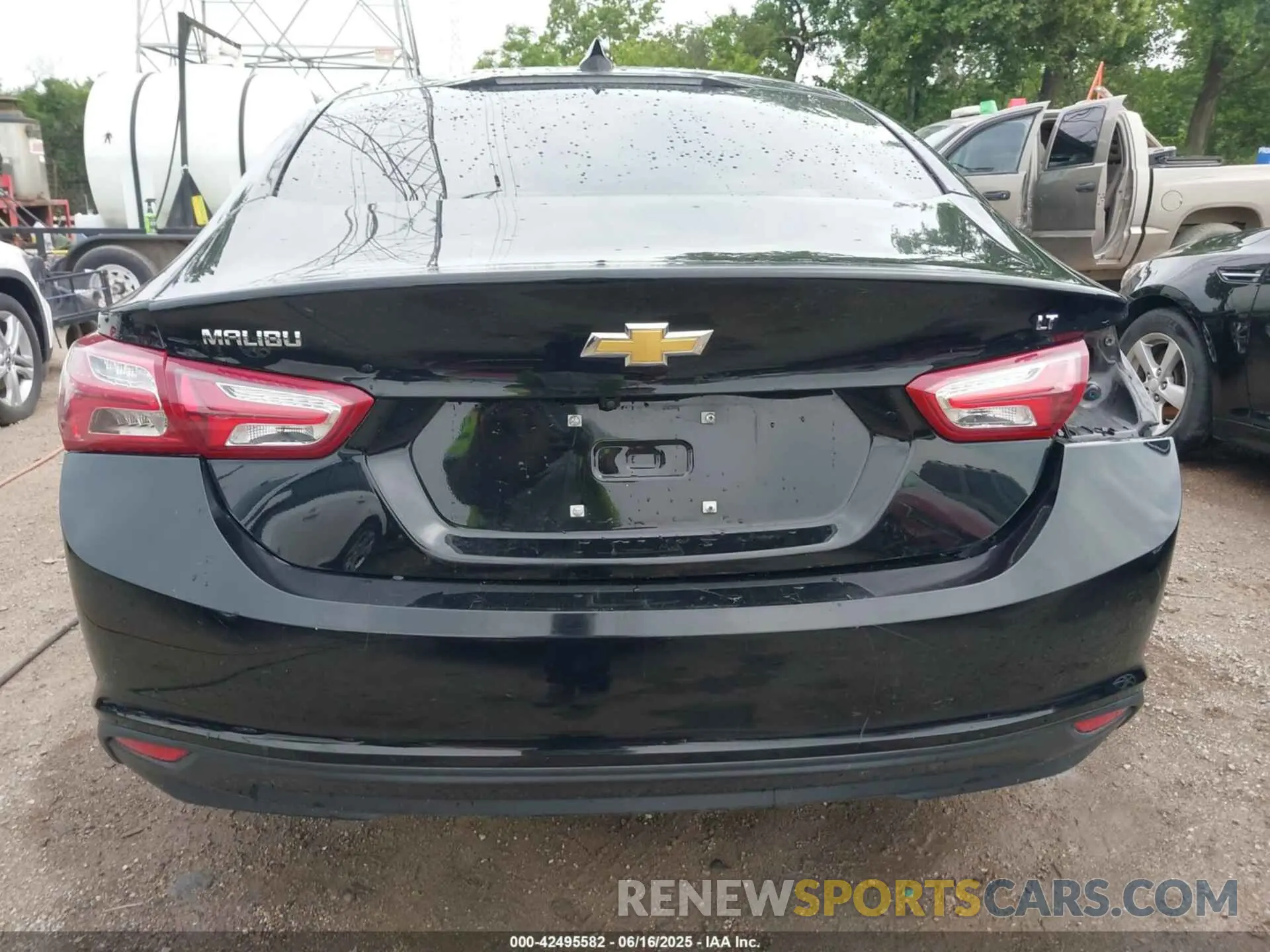 17 fotografías del automóvil dañado 1G1ZD5ST6KF172395 CHEVROLET MALIBU 2019