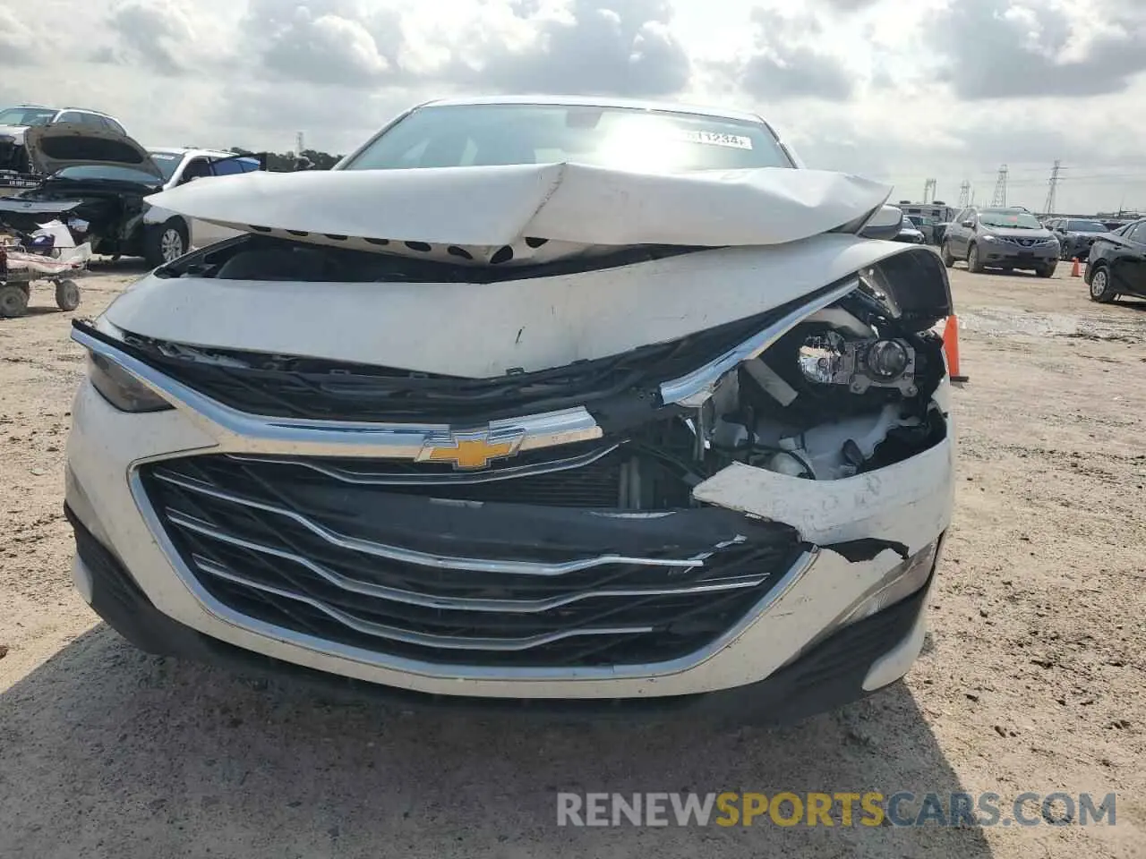 5 fotografías del automóvil dañado 1G1ZD5ST7KF109287 CHEVROLET MALIBU 2019