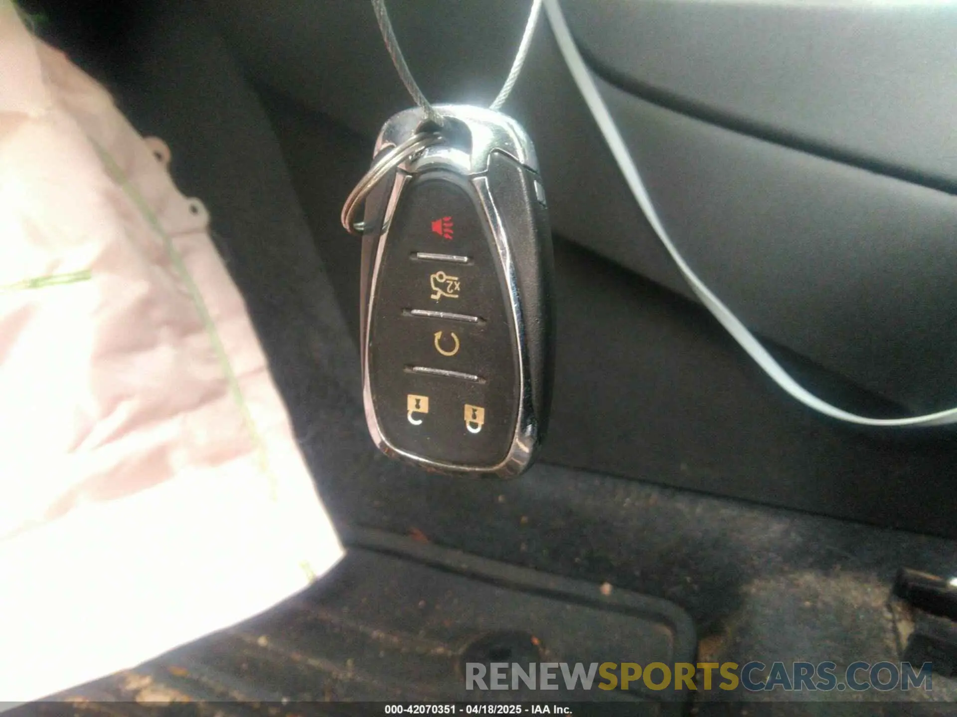 11 fotografías del automóvil dañado 1G1ZD5ST7KF148641 CHEVROLET MALIBU 2019