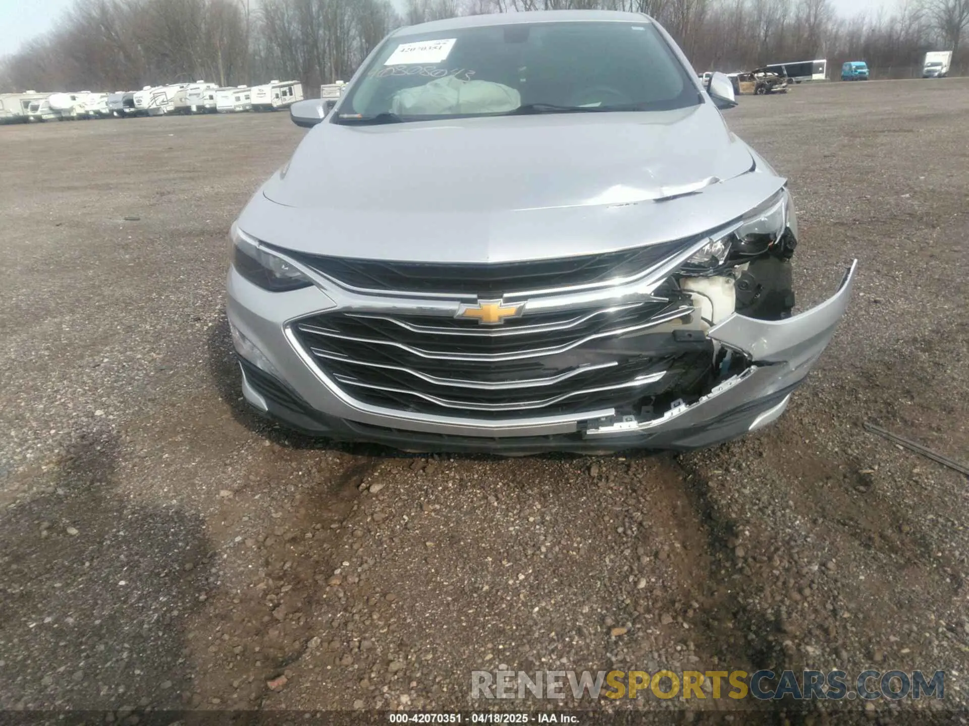 12 fotografías del automóvil dañado 1G1ZD5ST7KF148641 CHEVROLET MALIBU 2019