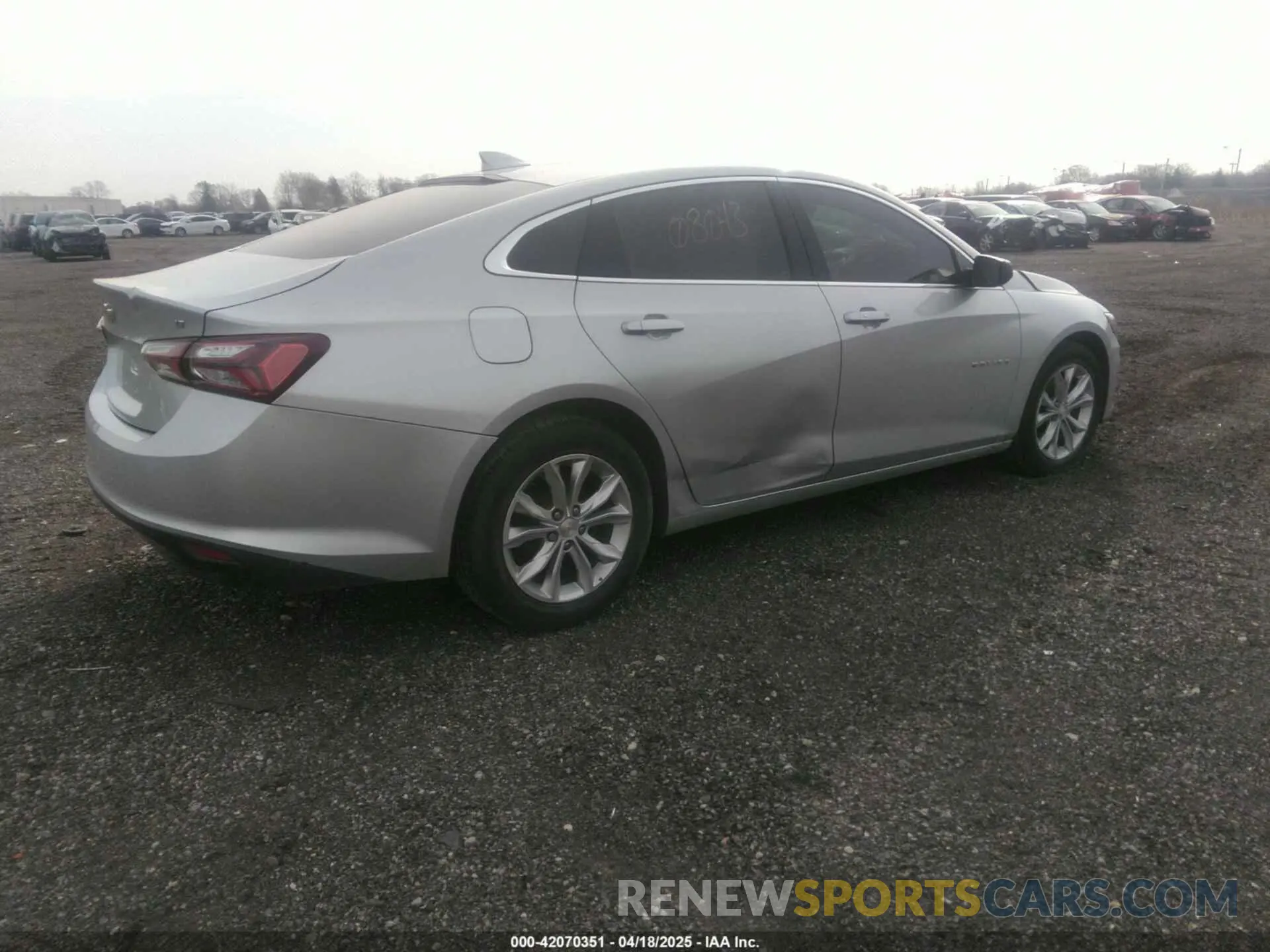 4 fotografías del automóvil dañado 1G1ZD5ST7KF148641 CHEVROLET MALIBU 2019
