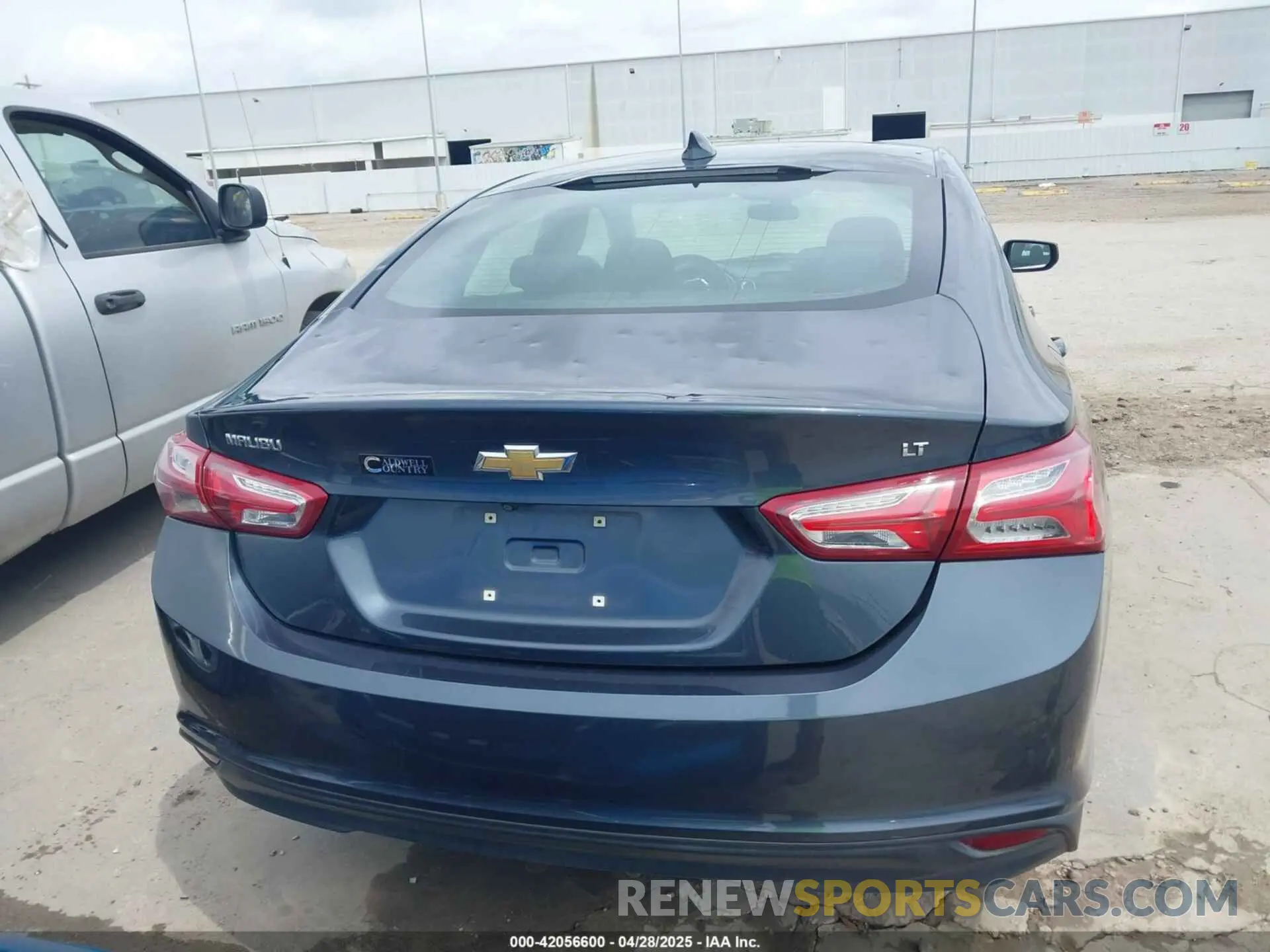 16 fotografías del automóvil dañado 1G1ZD5ST8KF107709 CHEVROLET MALIBU 2019