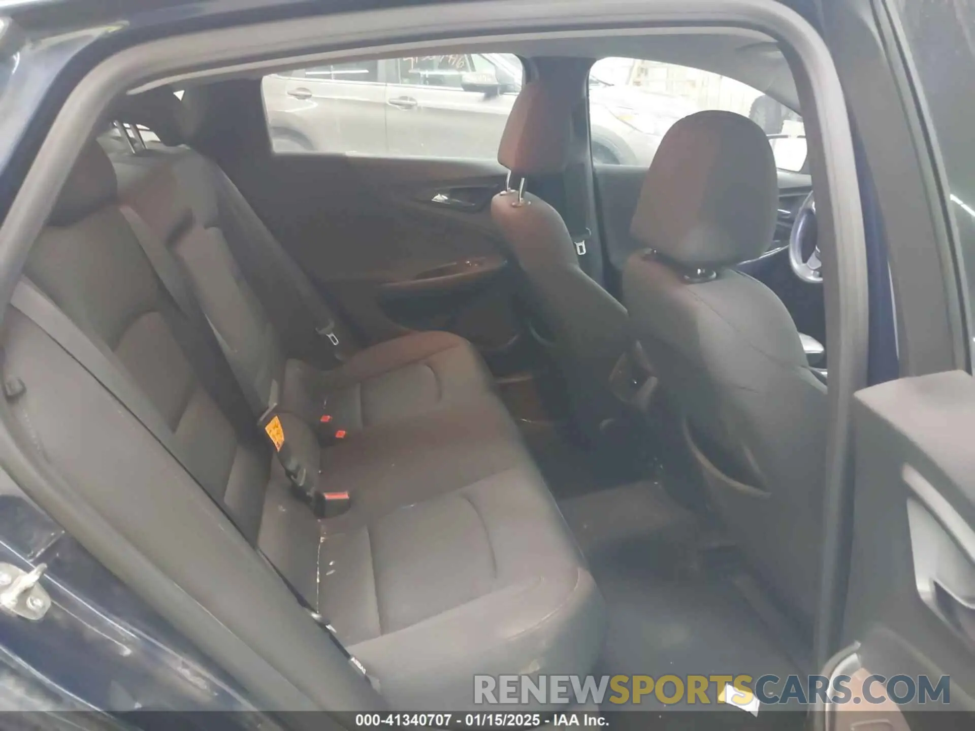 8 fotografías del automóvil dañado 1G1ZD5ST8KF142606 CHEVROLET MALIBU 2019