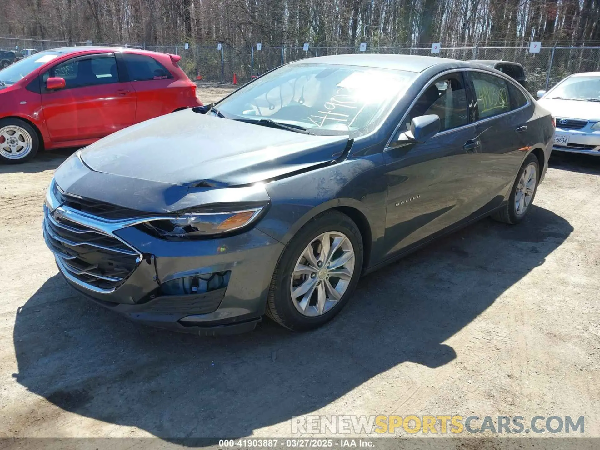 2 fotografías del automóvil dañado 1G1ZD5ST8KF159230 CHEVROLET MALIBU 2019