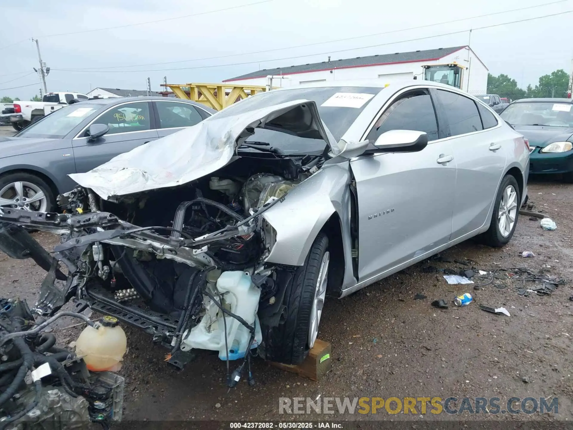 2 fotografías del automóvil dañado 1G1ZD5ST8KF163049 CHEVROLET MALIBU 2019