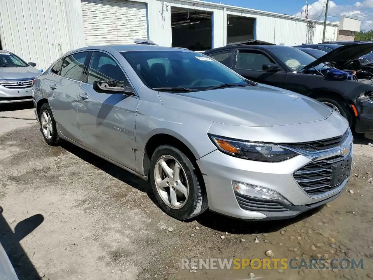 4 fotografías del automóvil dañado 1G1ZD5ST9KF106729 CHEVROLET MALIBU 2019