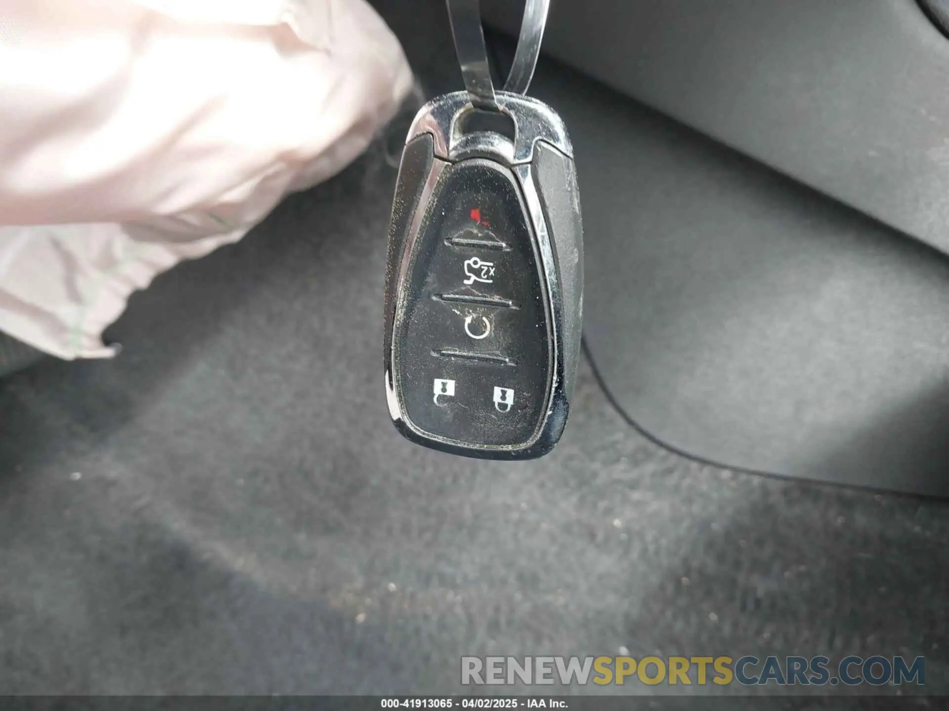 11 fotografías del automóvil dañado 1G1ZD5ST9KF107136 CHEVROLET MALIBU 2019