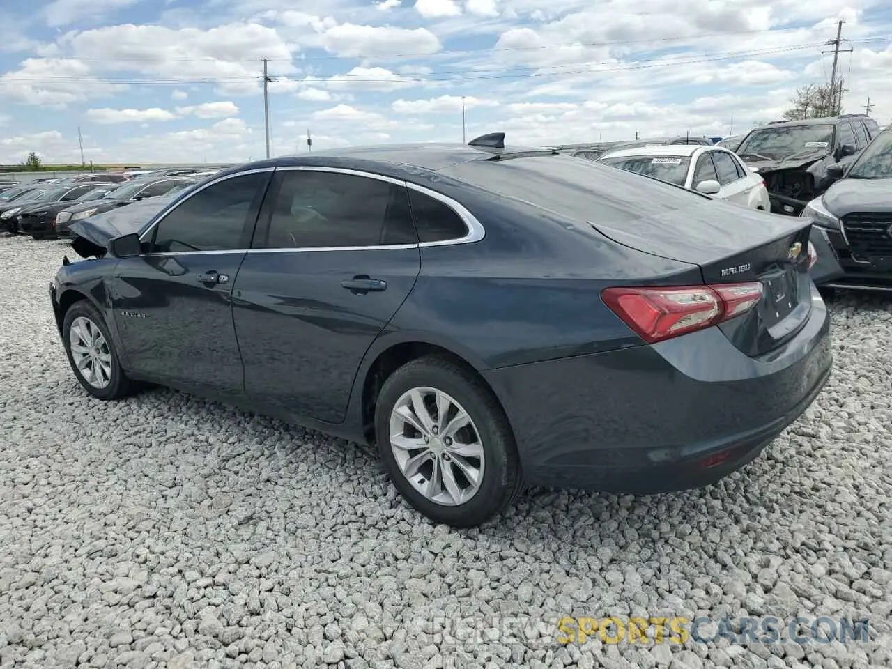 2 fotografías del automóvil dañado 1G1ZD5ST9KF134756 CHEVROLET MALIBU 2019