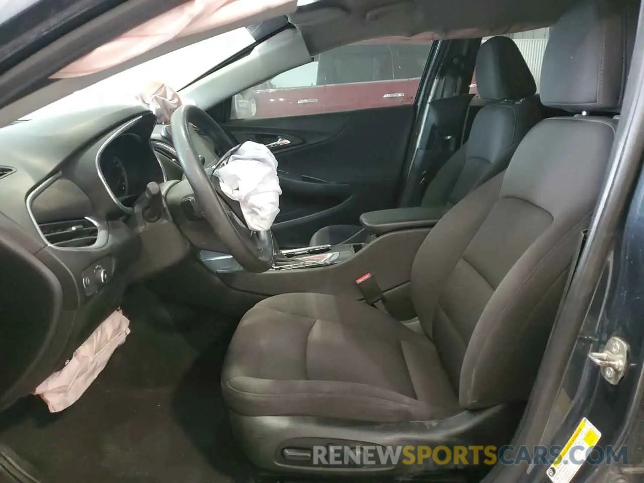 7 fotografías del automóvil dañado 1G1ZD5ST9KF134756 CHEVROLET MALIBU 2019