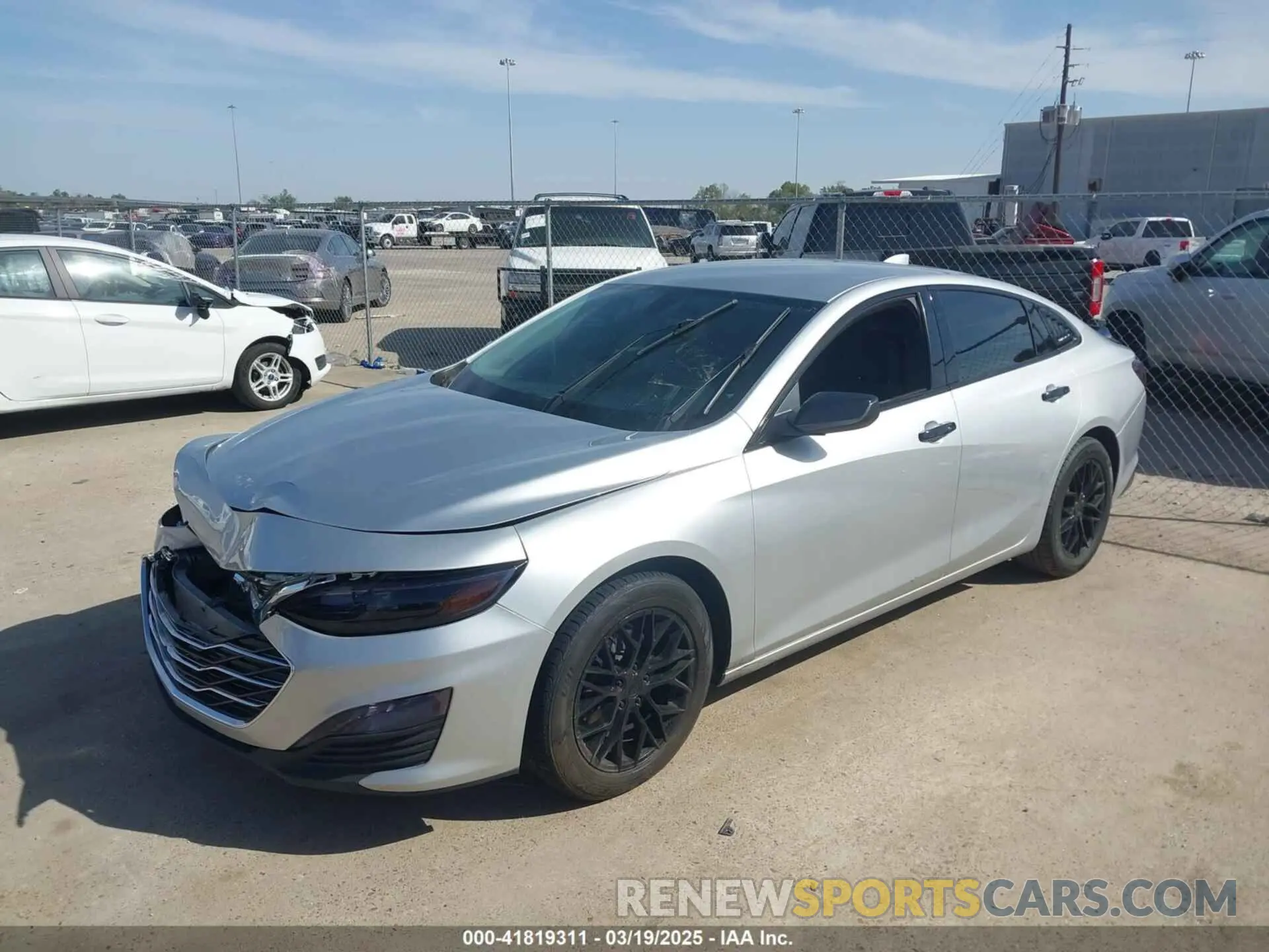 2 fotografías del automóvil dañado 1G1ZD5ST9KF160886 CHEVROLET MALIBU 2019