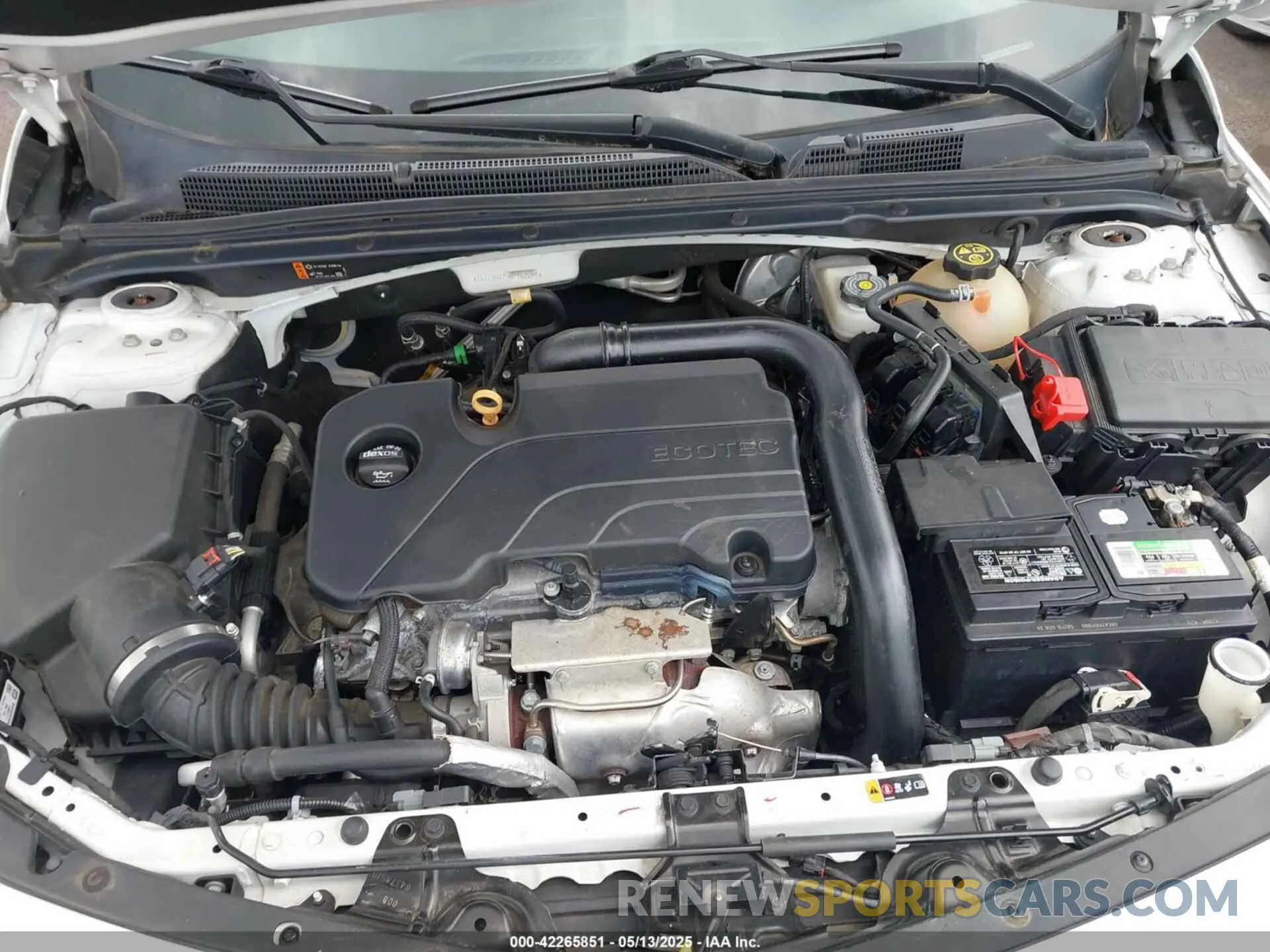 10 fotografías del automóvil dañado 1G1ZD5ST9KF162251 CHEVROLET MALIBU 2019