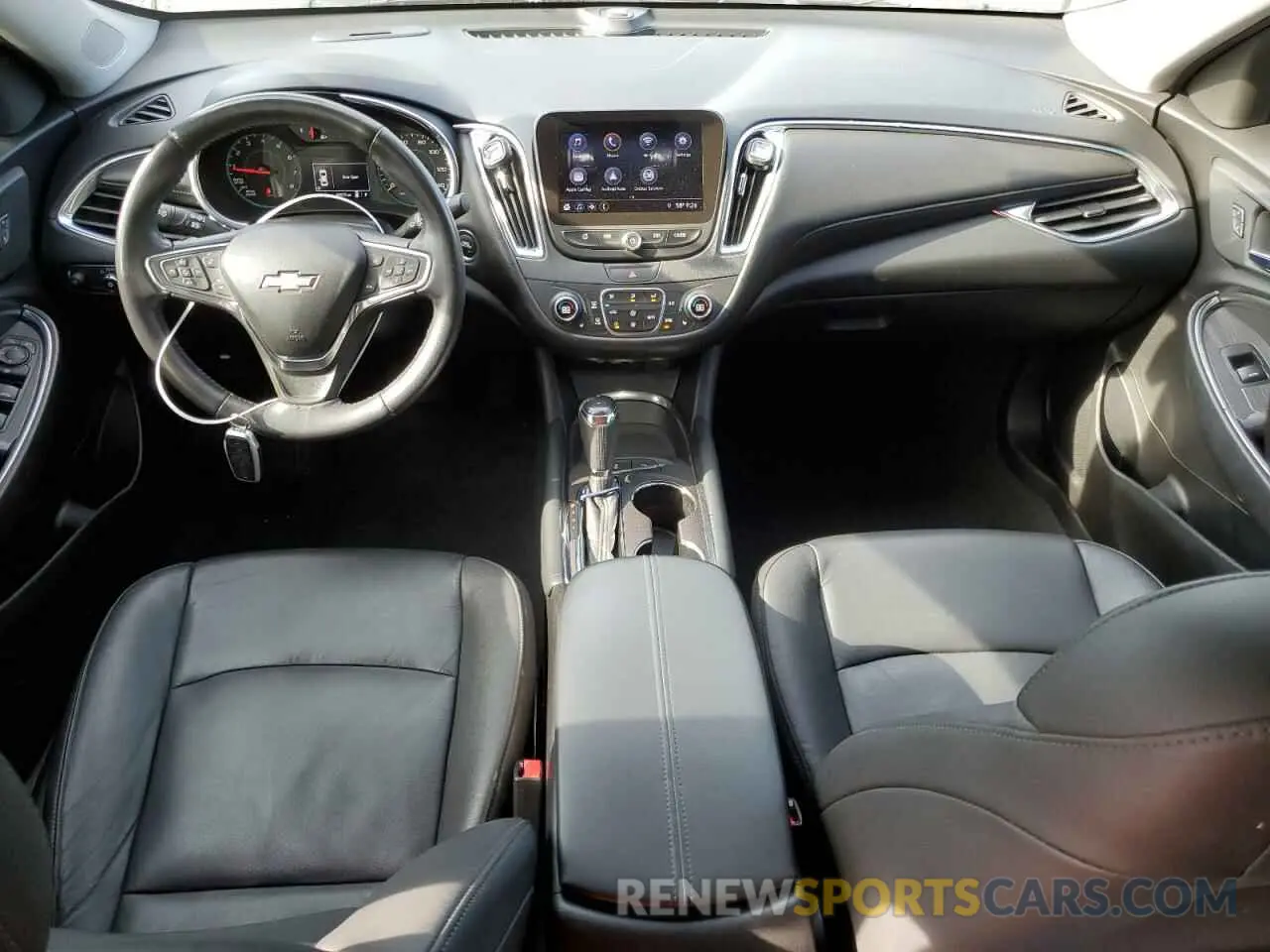 8 fotografías del automóvil dañado 1G1ZD5ST9KF180605 CHEVROLET MALIBU 2019