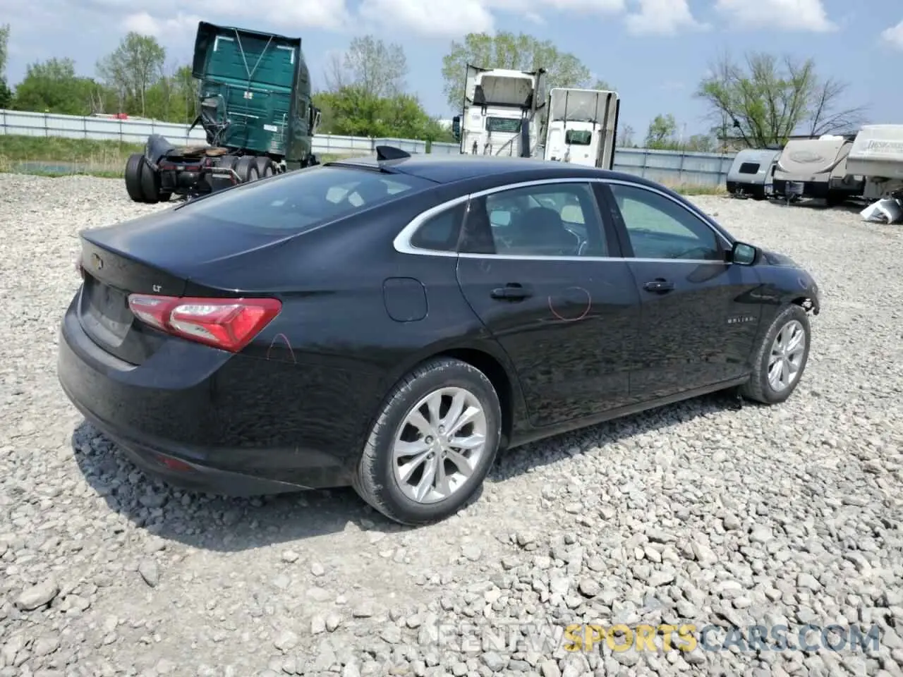 3 fotografías del automóvil dañado 1G1ZD5ST9KF213795 CHEVROLET MALIBU 2019