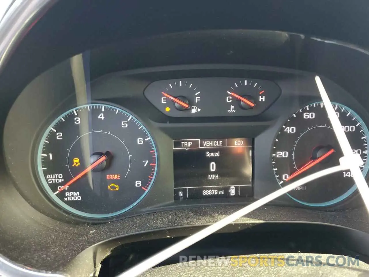 9 fotografías del automóvil dañado 1G1ZD5ST9KF217572 CHEVROLET MALIBU 2019