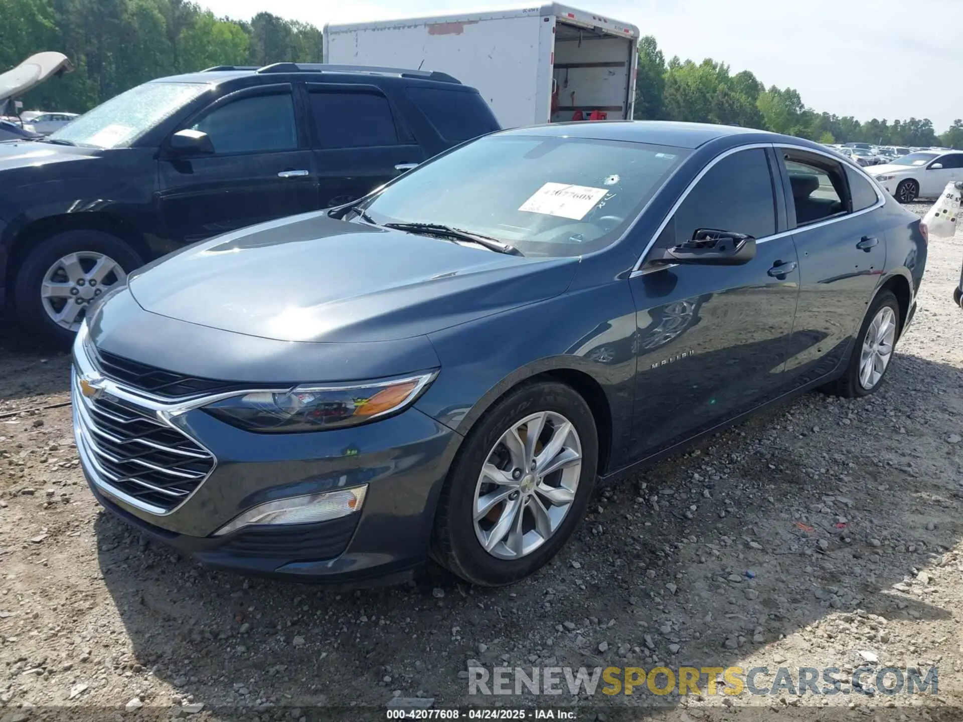 2 fotografías del automóvil dañado 1G1ZD5STXKF135950 CHEVROLET MALIBU 2019