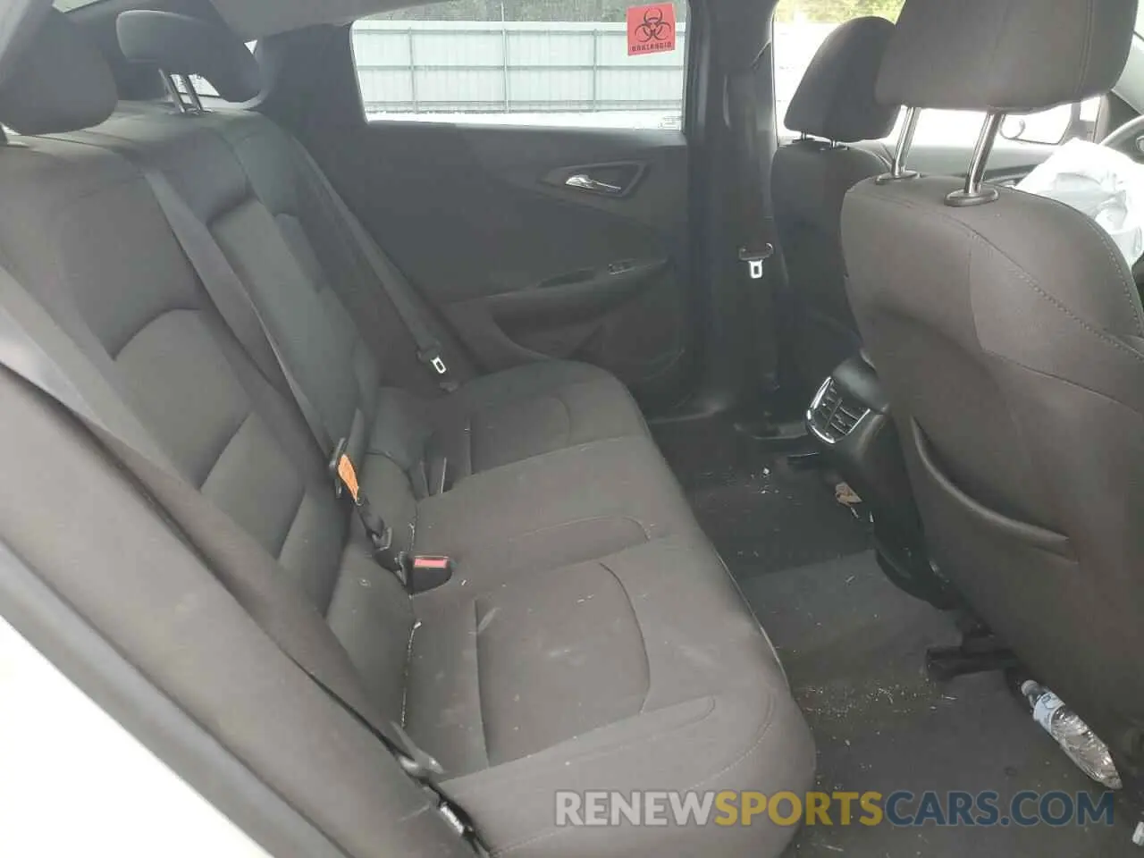 11 fotografías del automóvil dañado 1G1ZD5STXKF162470 CHEVROLET MALIBU 2019