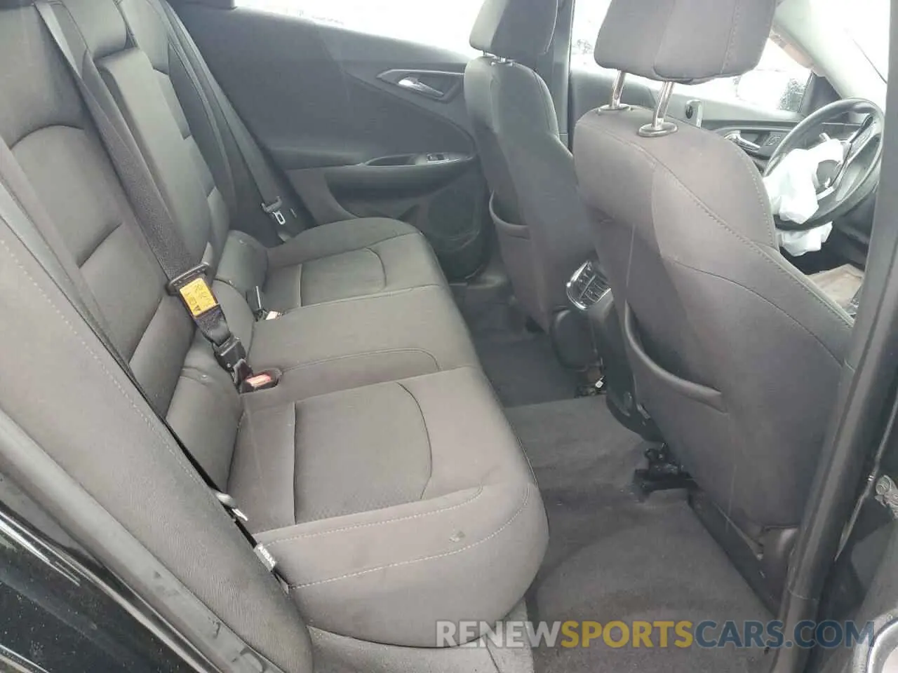 11 fotografías del automóvil dañado 1G1ZD5STXKF167118 CHEVROLET MALIBU 2019