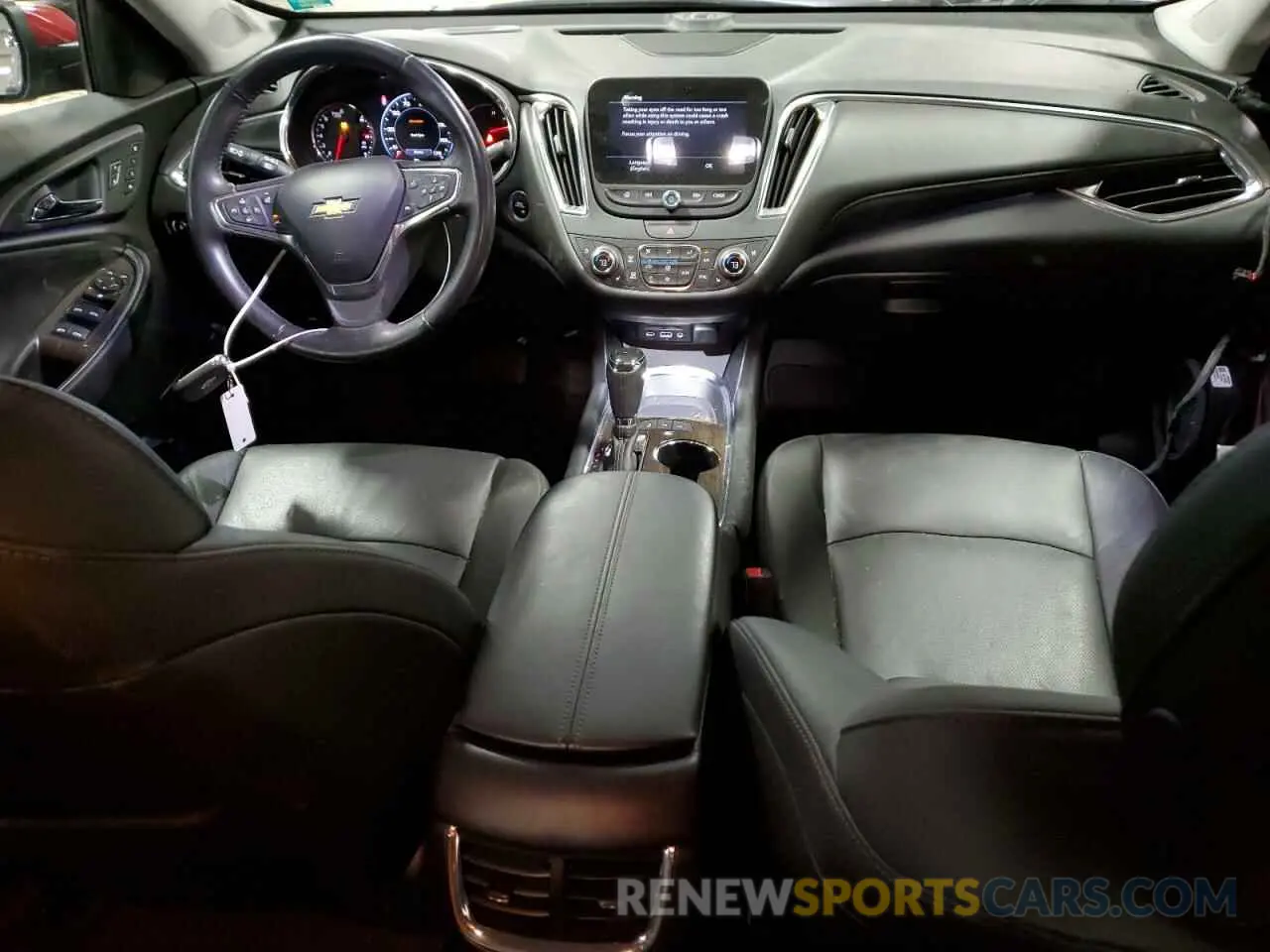 8 fotografías del automóvil dañado 1G1ZE5SX0KF153146 CHEVROLET MALIBU 2019