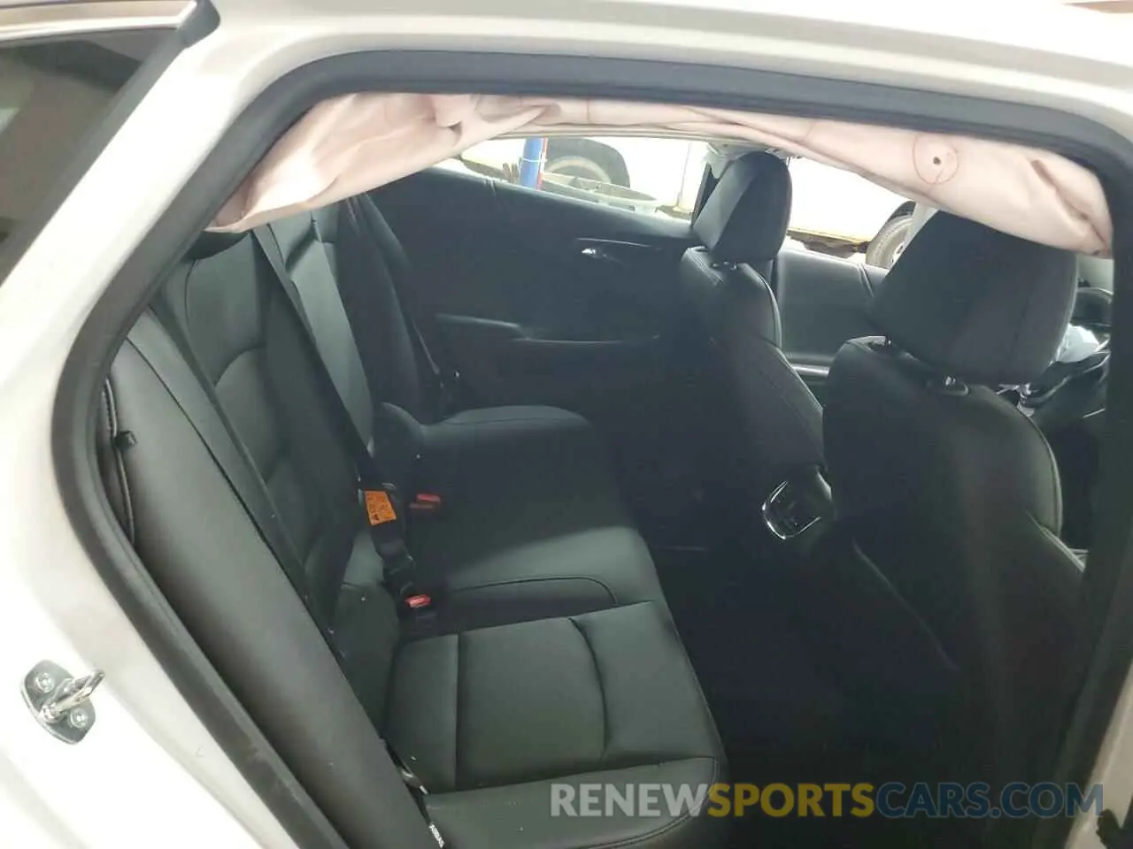 10 fotografías del automóvil dañado 1G1ZE5SX5KF177863 CHEVROLET MALIBU 2019