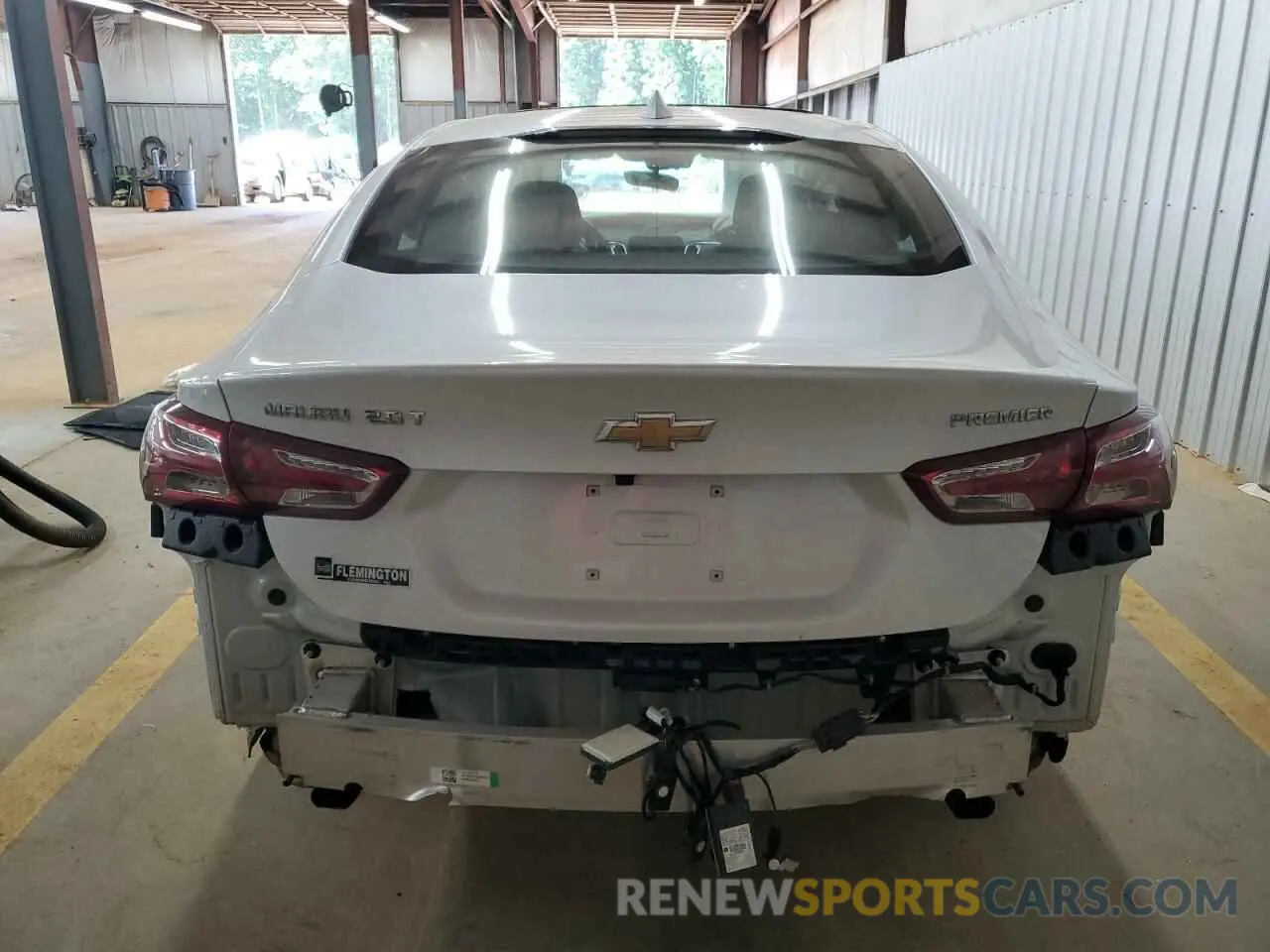 6 fotografías del automóvil dañado 1G1ZE5SX5KF177863 CHEVROLET MALIBU 2019