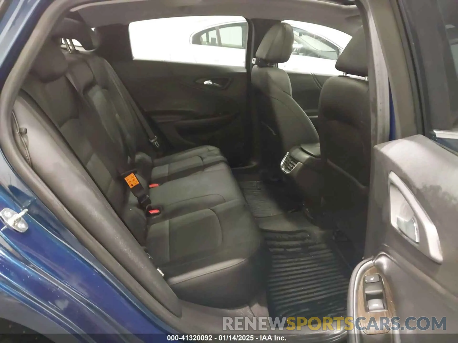 8 fotografías del automóvil dañado 1G1ZE5SX8KF150012 CHEVROLET MALIBU 2019