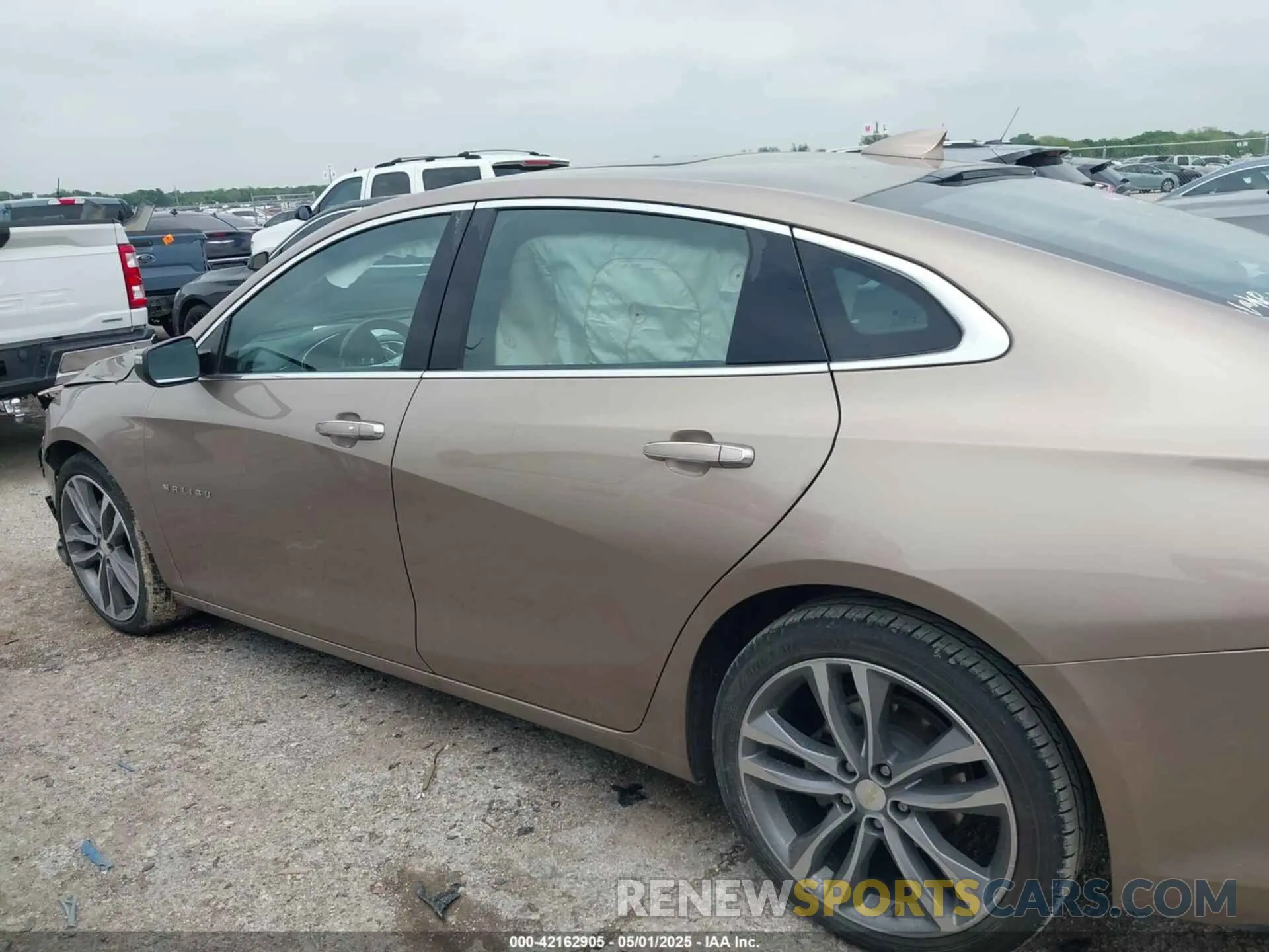 14 fotografías del automóvil dañado 1G1ZE5SXXKF102706 CHEVROLET MALIBU 2019