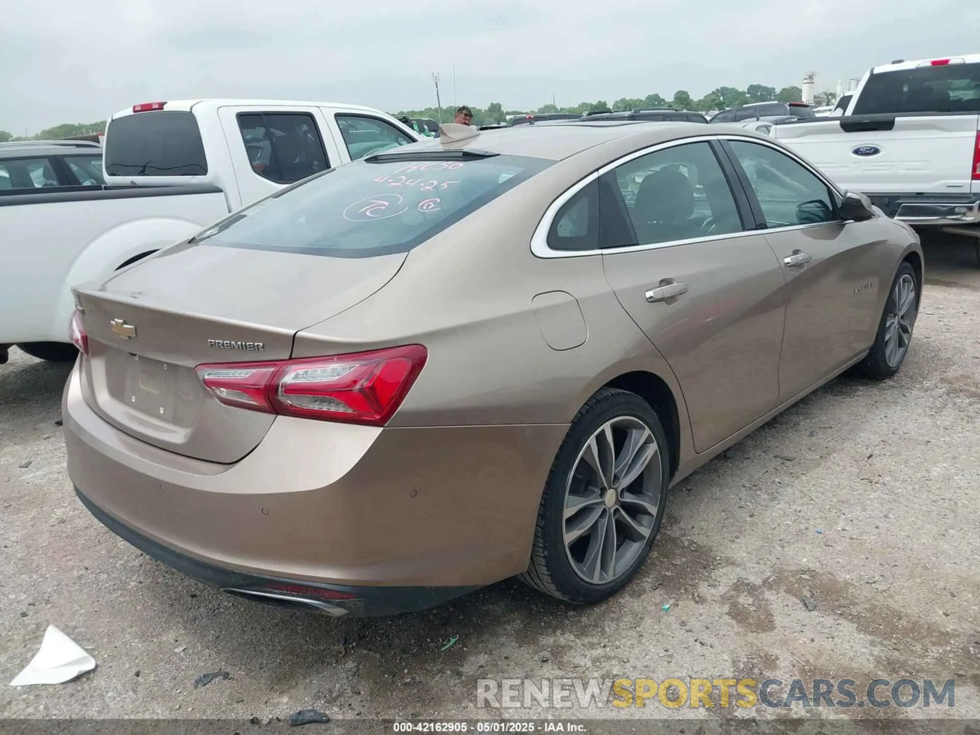 4 fotografías del automóvil dañado 1G1ZE5SXXKF102706 CHEVROLET MALIBU 2019