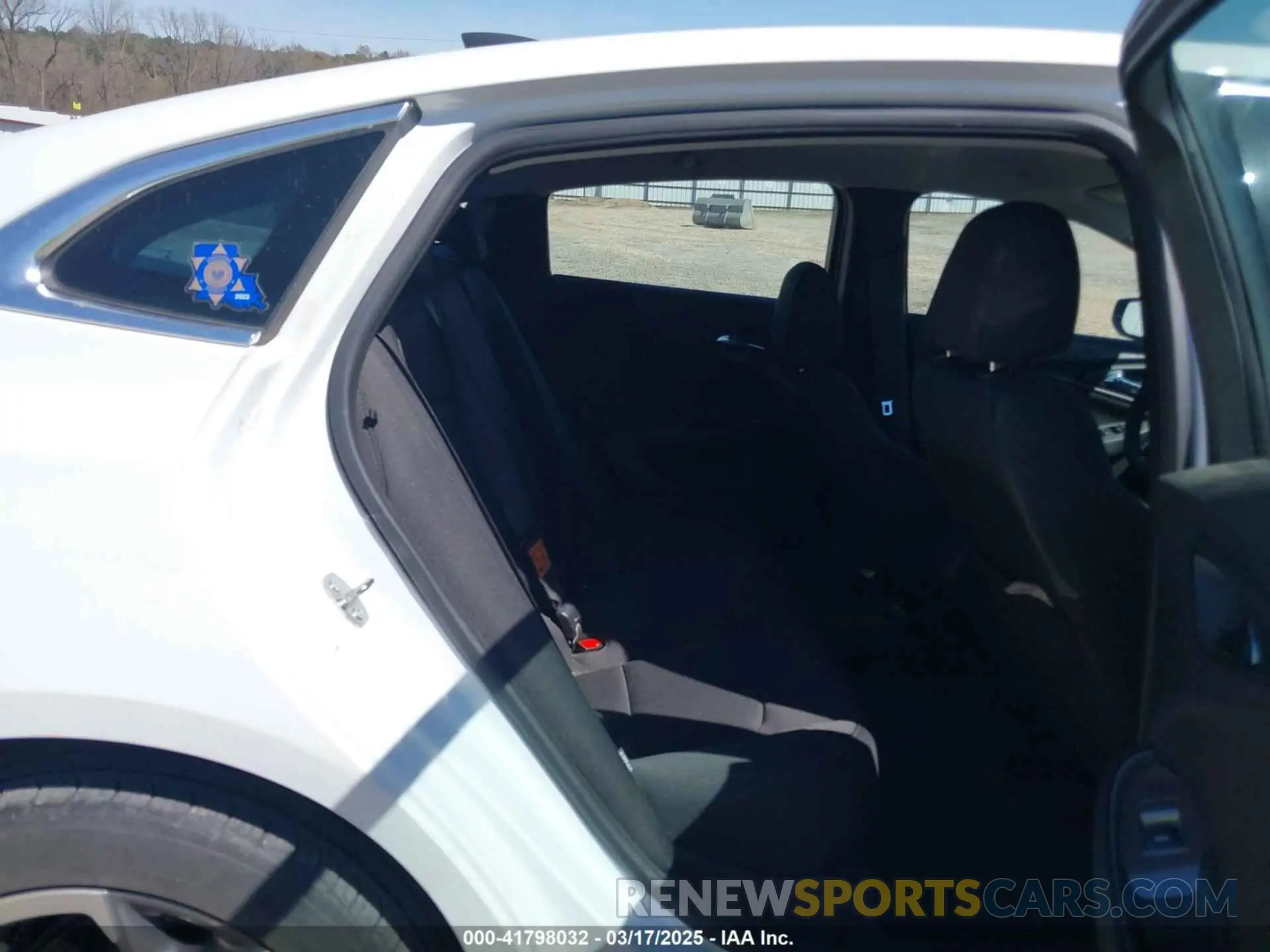 8 fotografías del automóvil dañado 1G1ZG5ST4KF228471 CHEVROLET MALIBU 2019