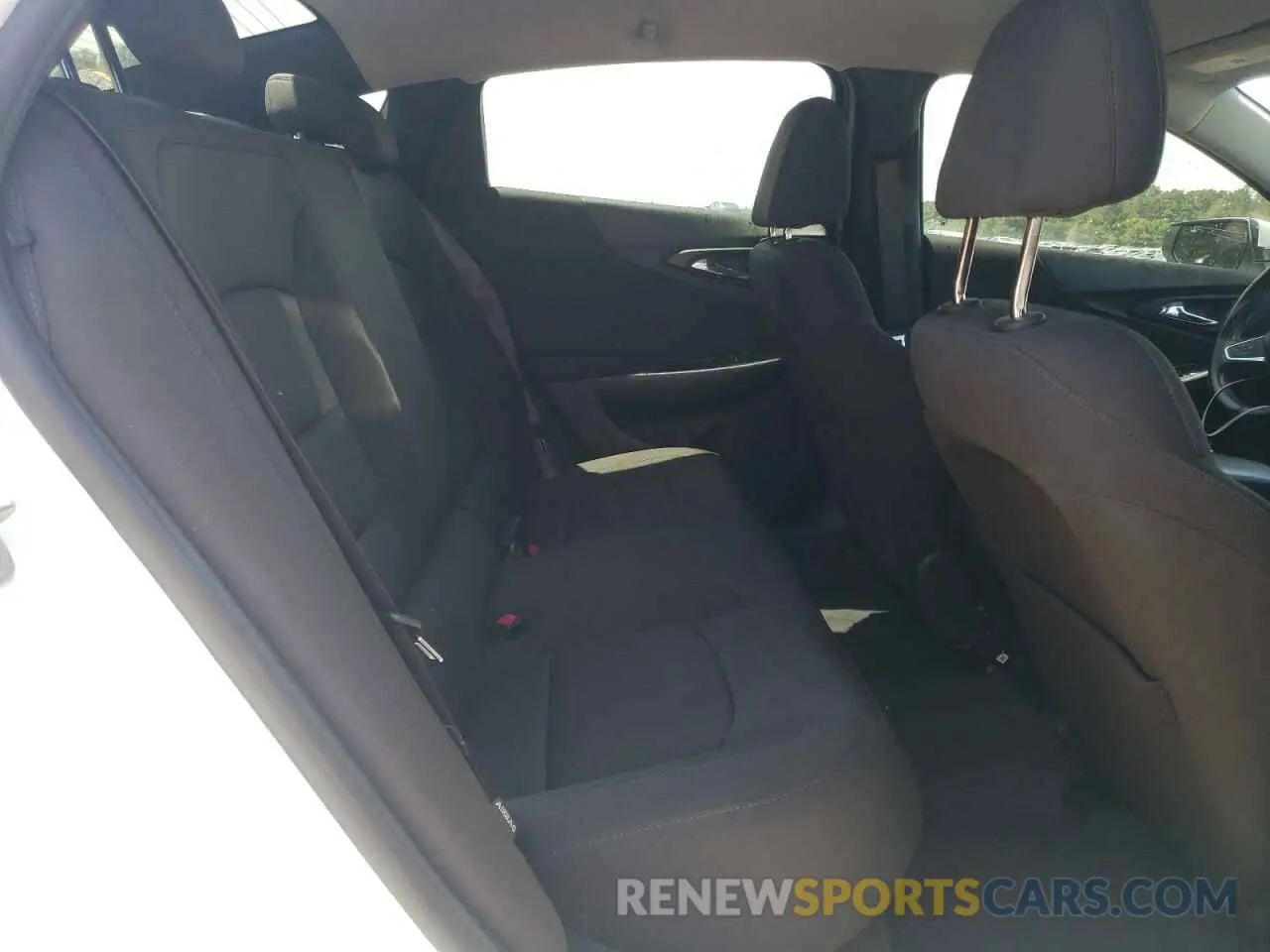 10 fotografías del automóvil dañado 1G1ZG5ST8KF224858 CHEVROLET MALIBU 2019