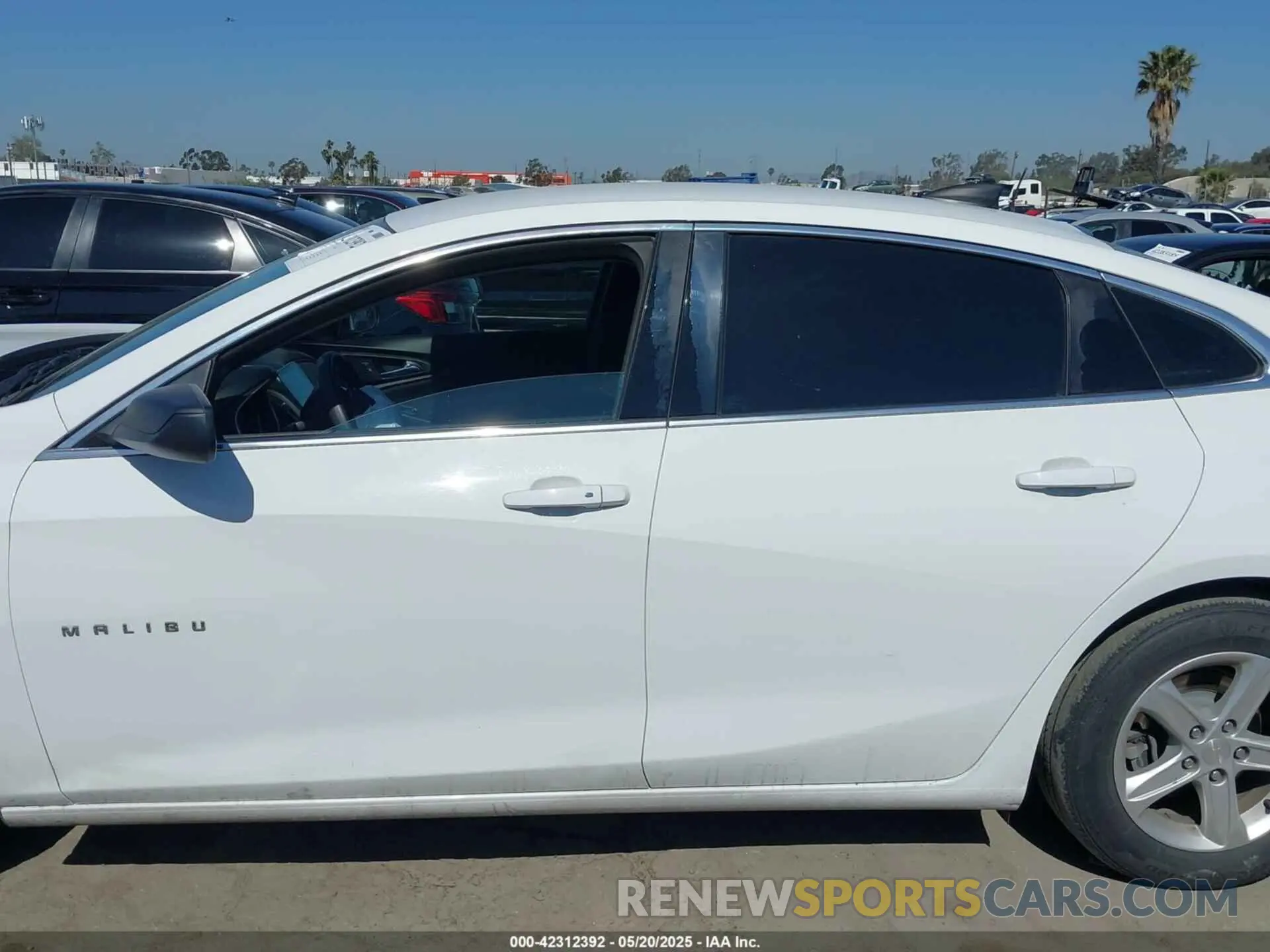 14 fotografías del automóvil dañado 1G1ZB5ST2LF157626 CHEVROLET MALIBU 2020