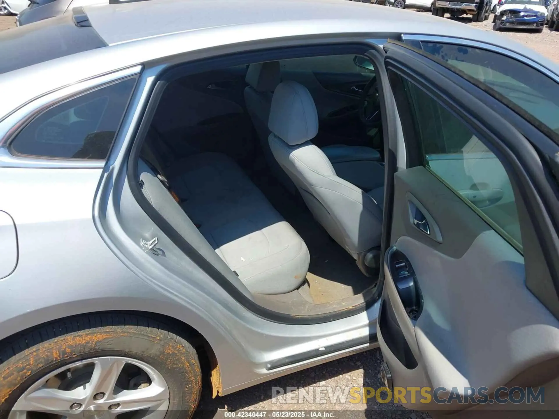 7 fotografías del automóvil dañado 1G1ZB5ST3LF081737 CHEVROLET MALIBU 2020