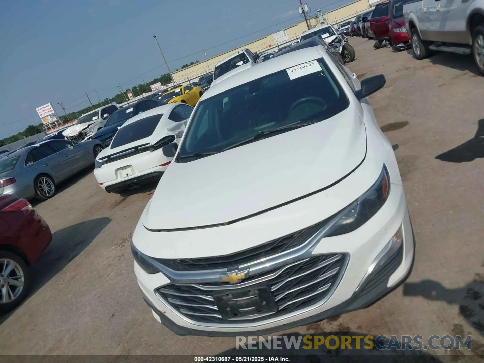 12 fotografías del automóvil dañado 1G1ZB5ST3LF123467 CHEVROLET MALIBU 2020