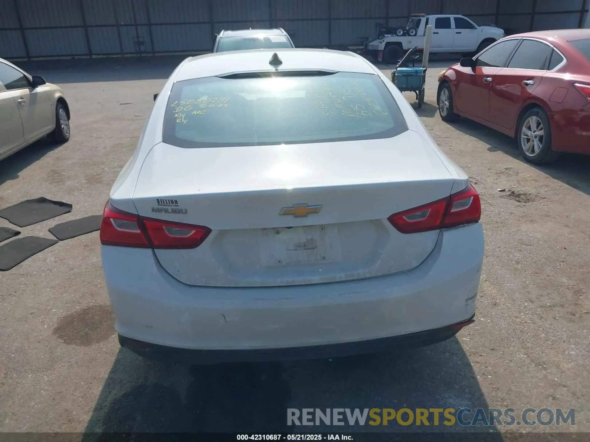16 fotografías del automóvil dañado 1G1ZB5ST3LF123467 CHEVROLET MALIBU 2020
