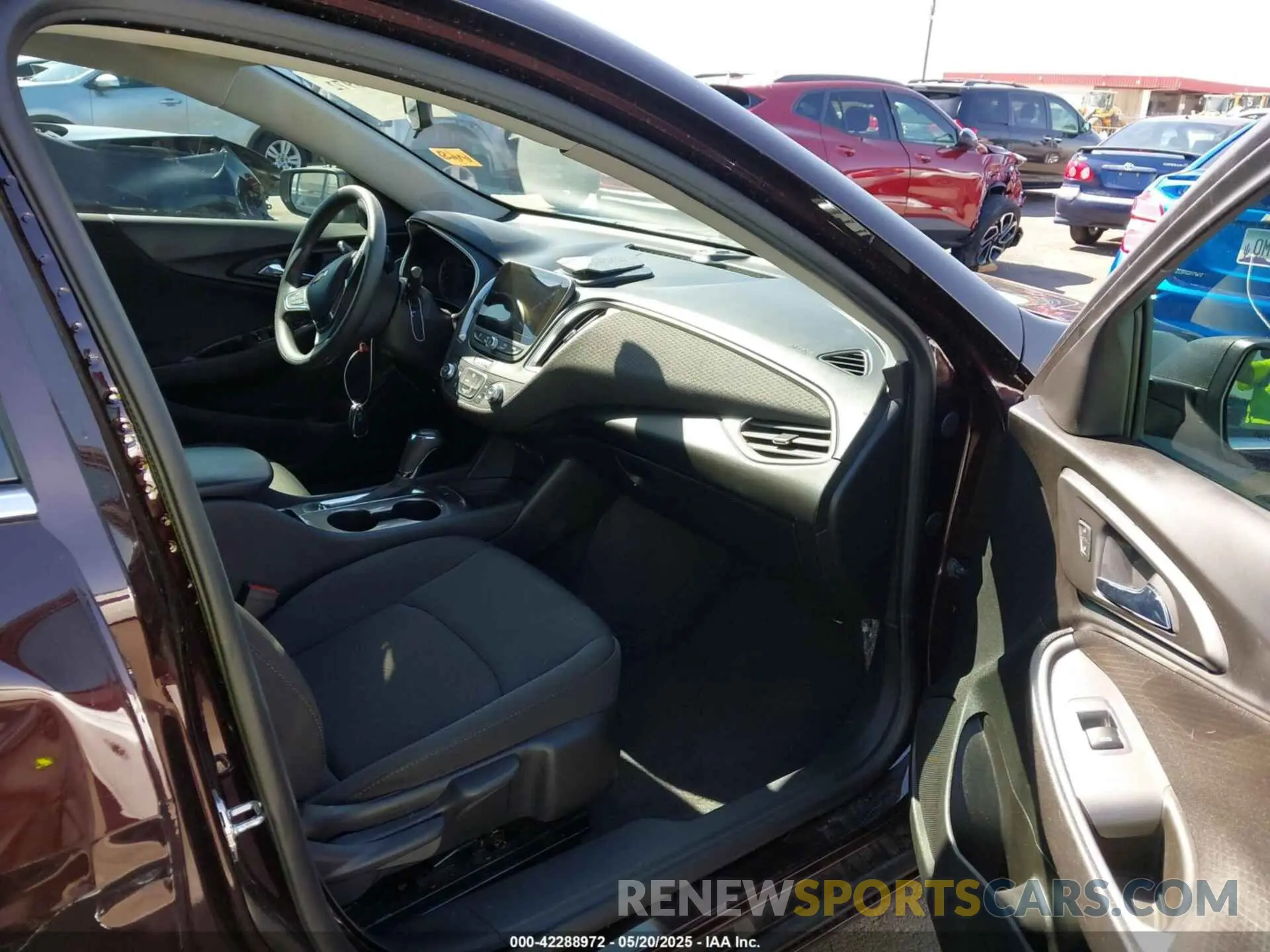 5 fotografías del automóvil dañado 1G1ZB5ST4LF114194 CHEVROLET MALIBU 2020