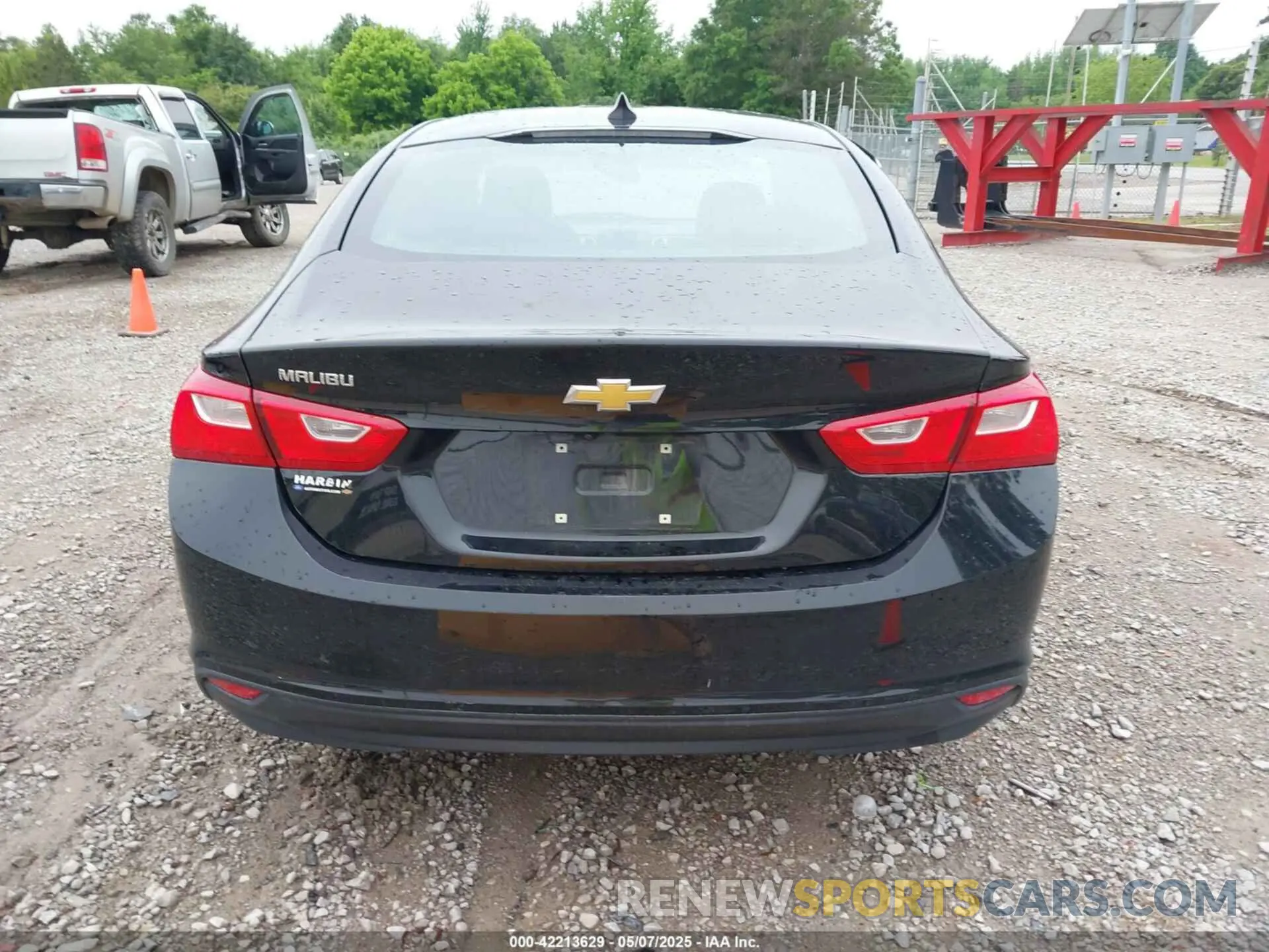 16 fotografías del automóvil dañado 1G1ZB5ST4LF133134 CHEVROLET MALIBU 2020
