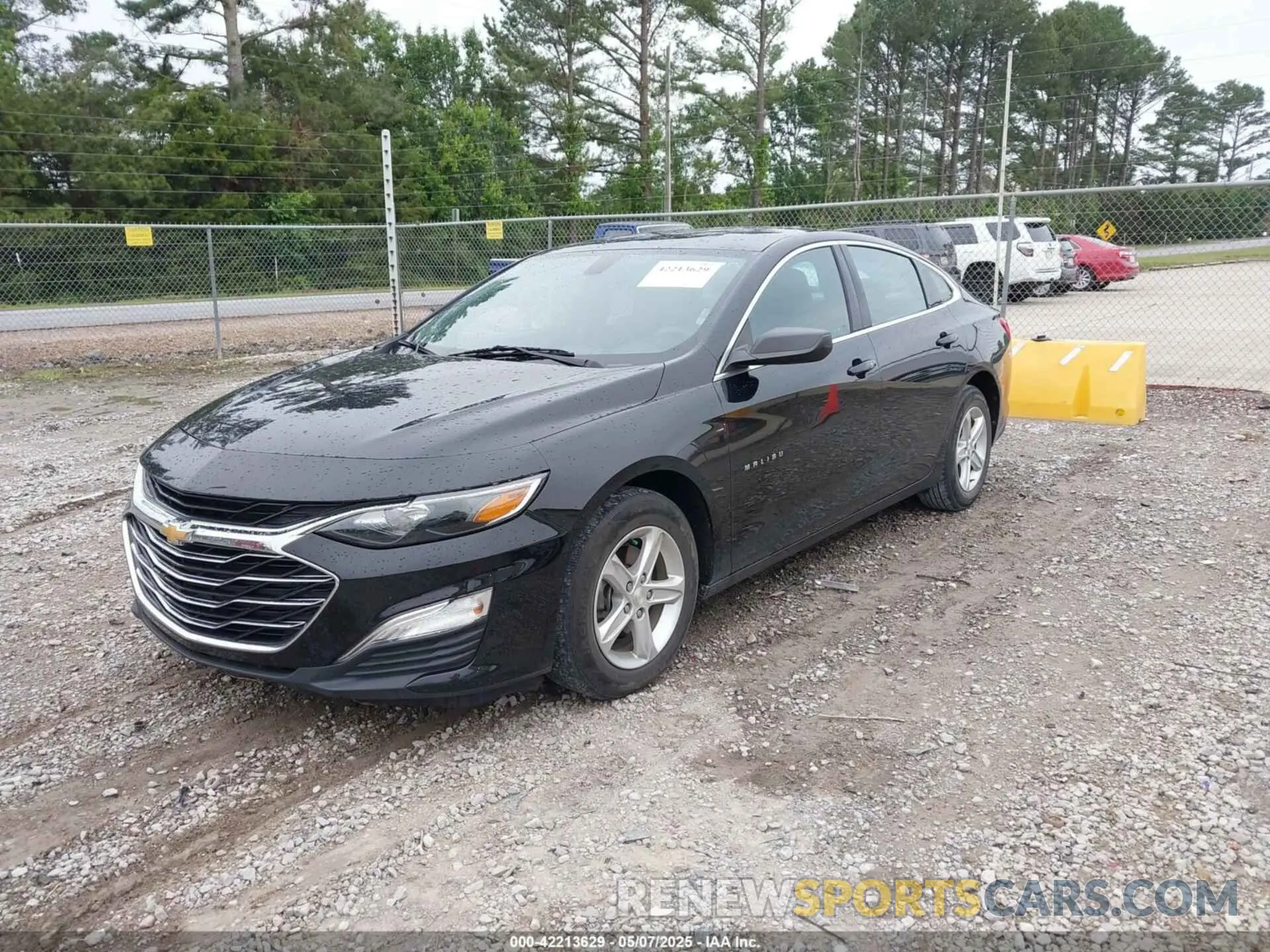 2 fotografías del automóvil dañado 1G1ZB5ST4LF133134 CHEVROLET MALIBU 2020